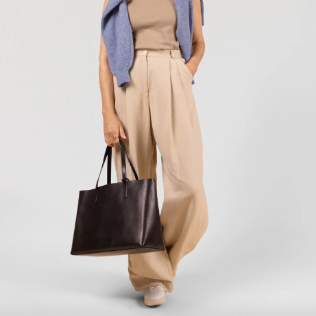 sam+shopper+black+sfeer.png