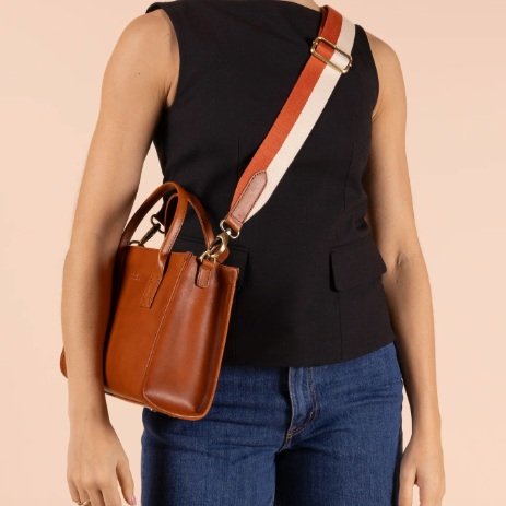 jackie+midi+cognac+aan+cross.jpg