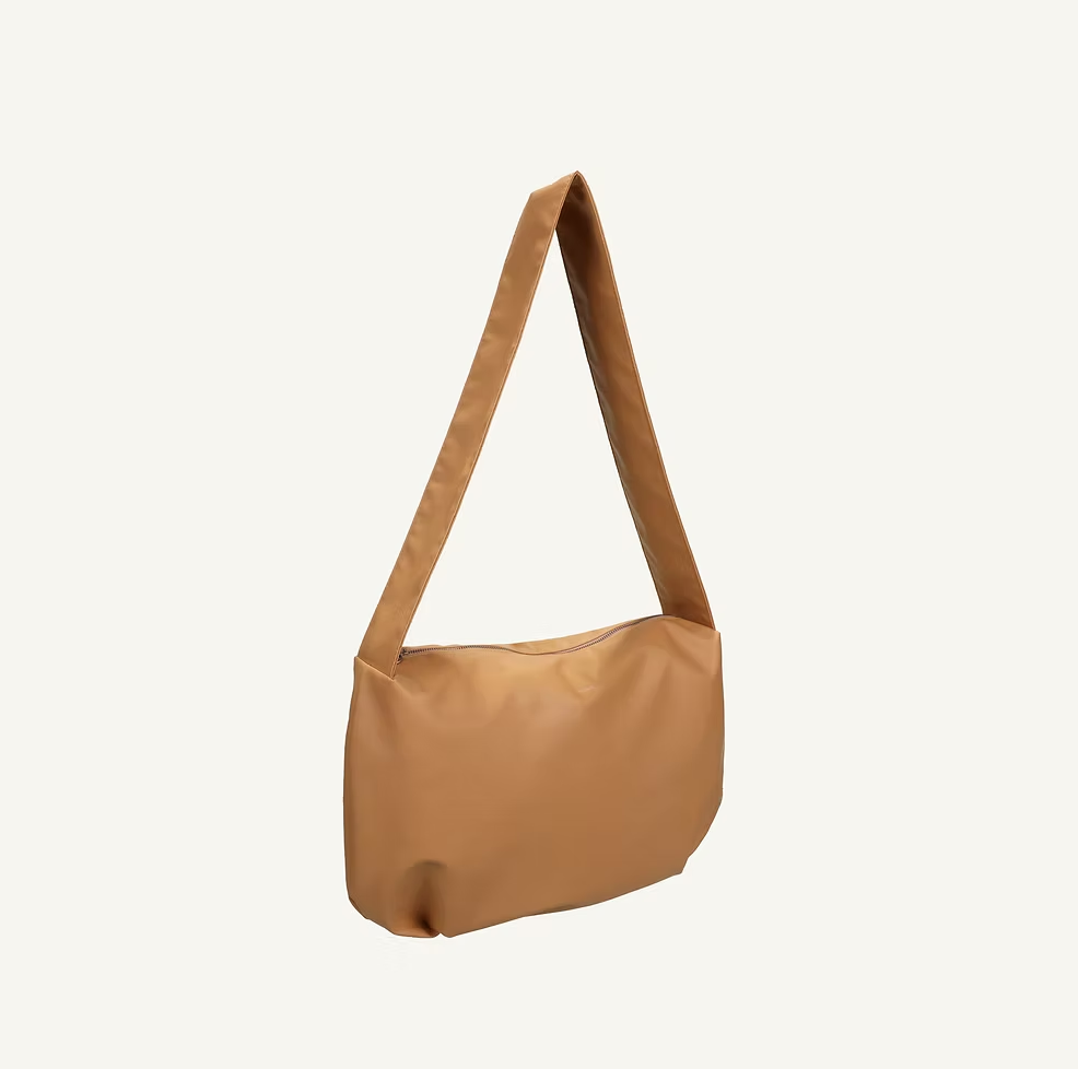 lot bold bag clay schuin.png