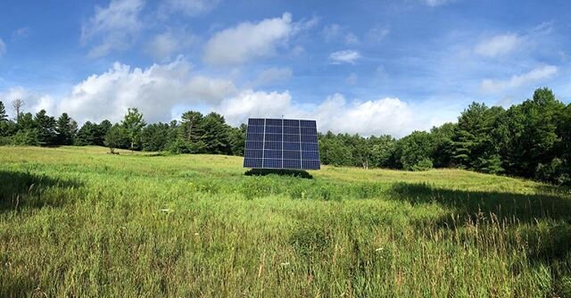 We are loving this view of our latest @allearthrenew dual axis tracking solar system we turned on for one of our clients today!😍 #grenergy #grenergysolar #grenergysolarstore #allearthrenewables #lgsolar #berkshires #gosolar #solar #solarpanels