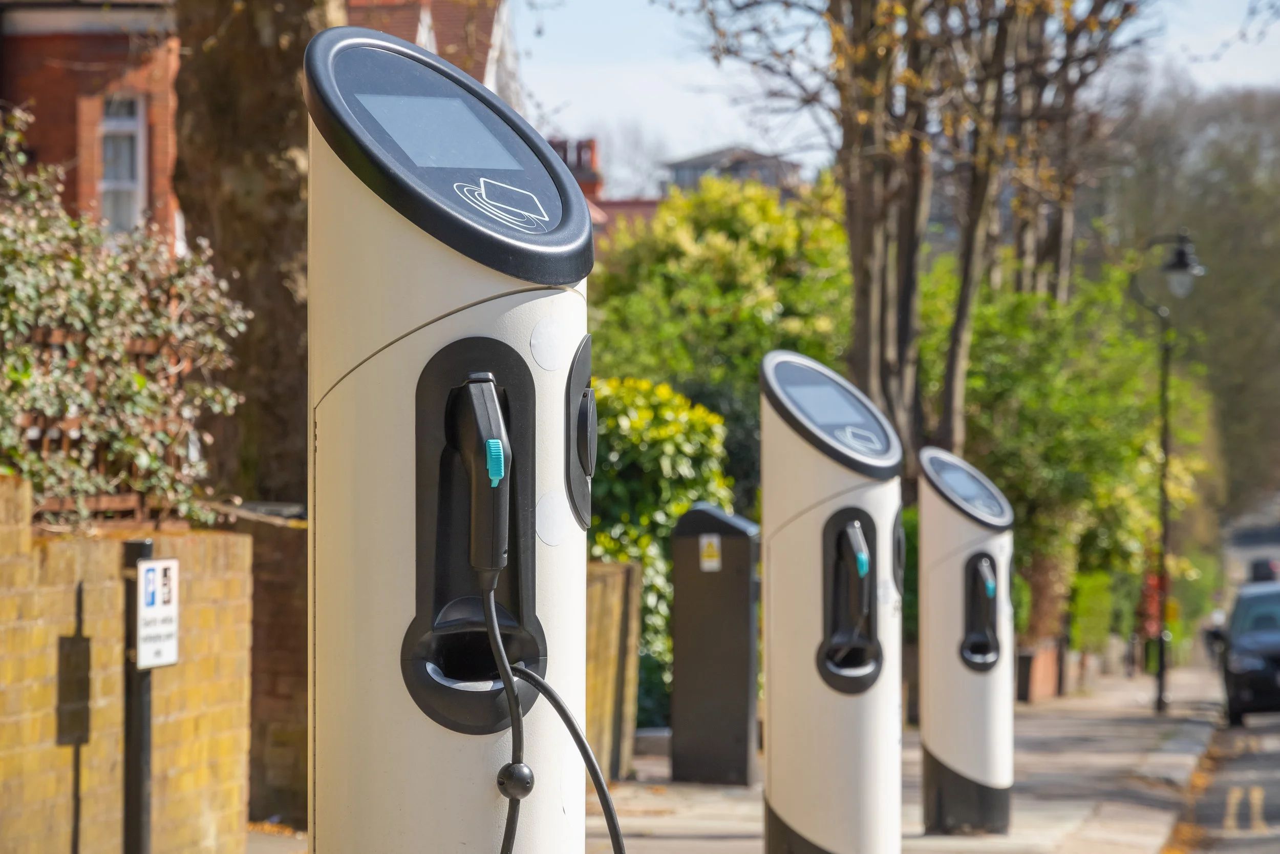 EV Hub — Autotrader Insight