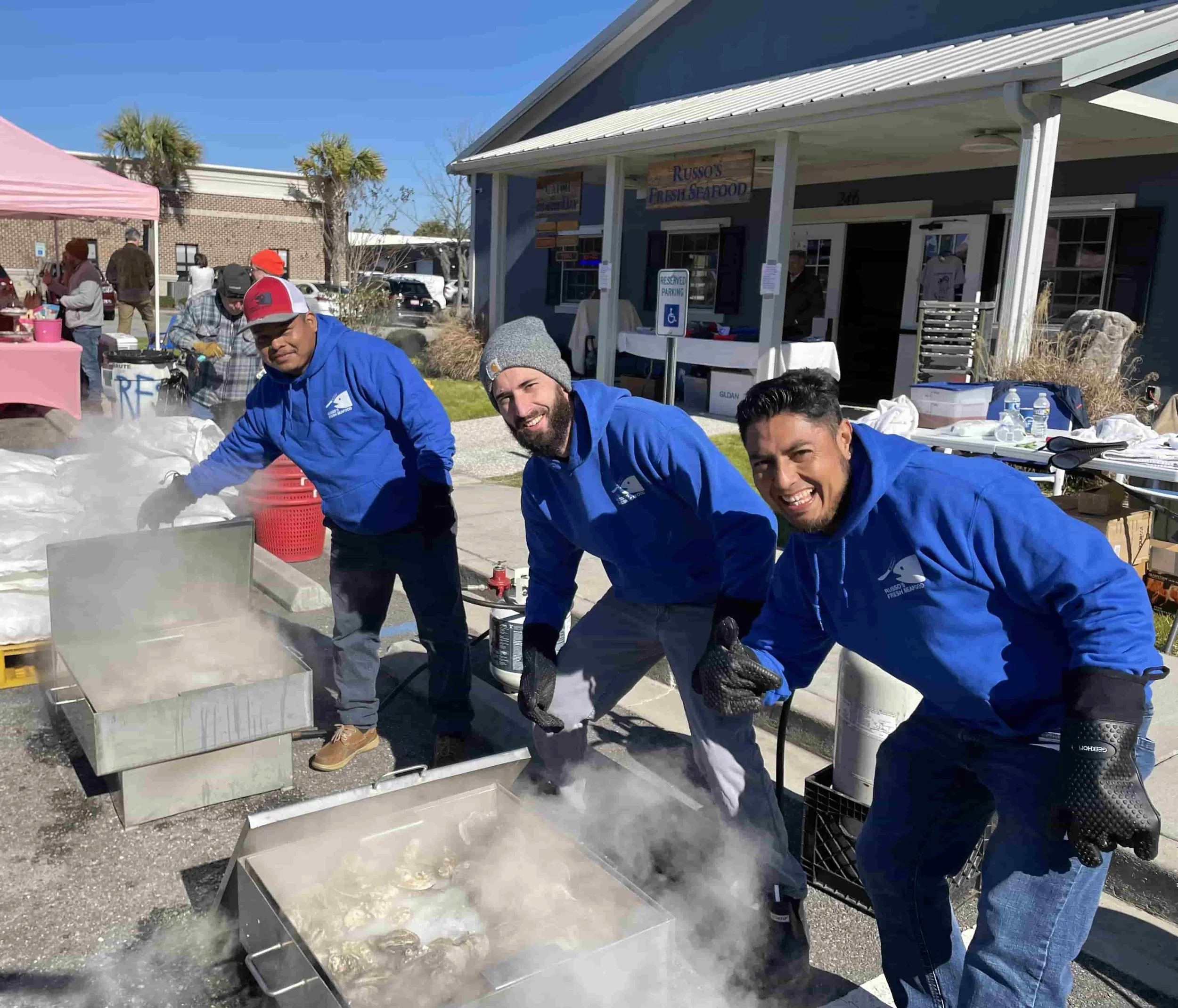 Russo's Fresh Seafood Bluffton's Oyster Roast Surpassed Expectations, Raising a Surprising $2,100 for Palmetto Animal League