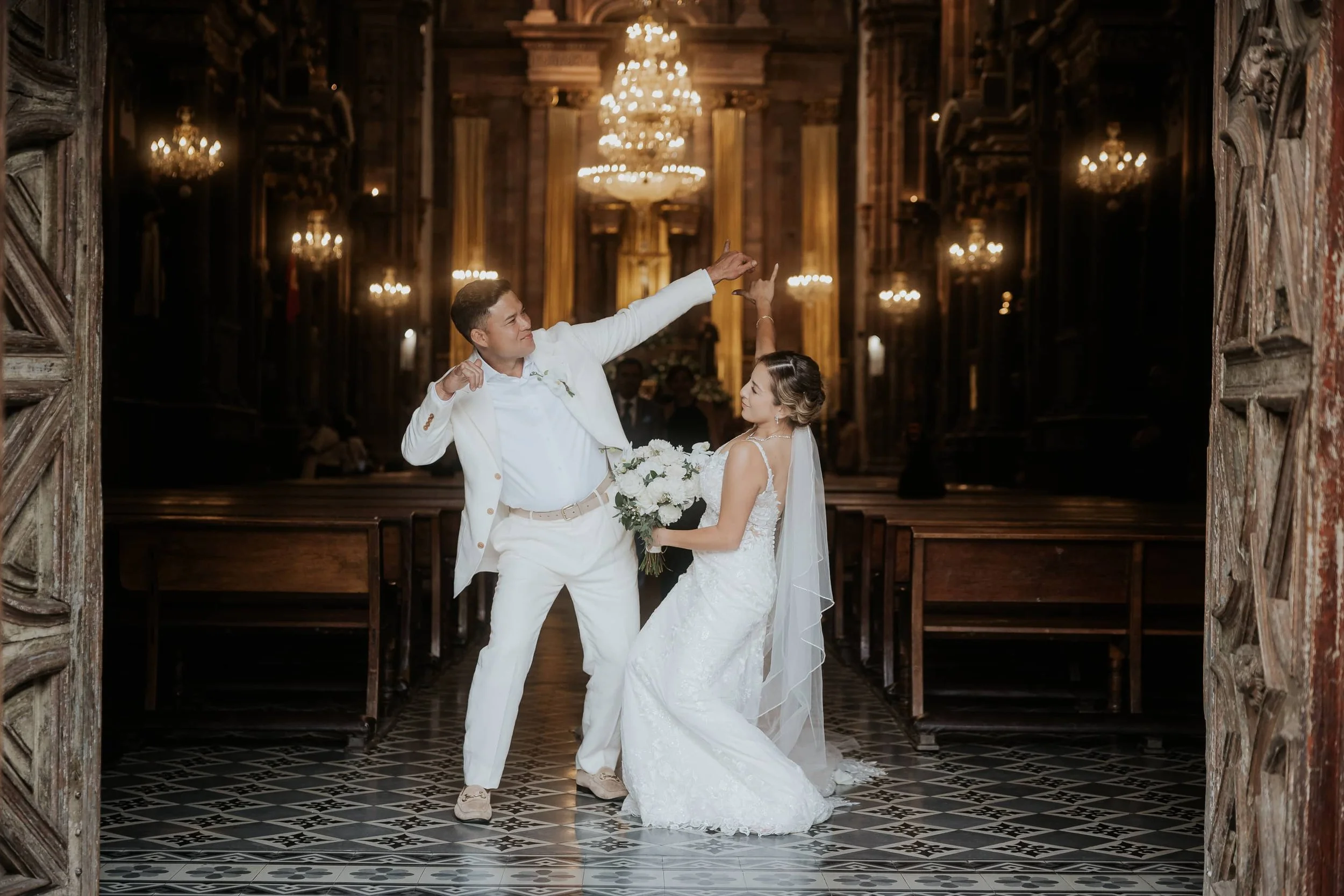 portfolio2-wedding-photographer-mexico-alex-krotkov-0035_R6_23311.jpg