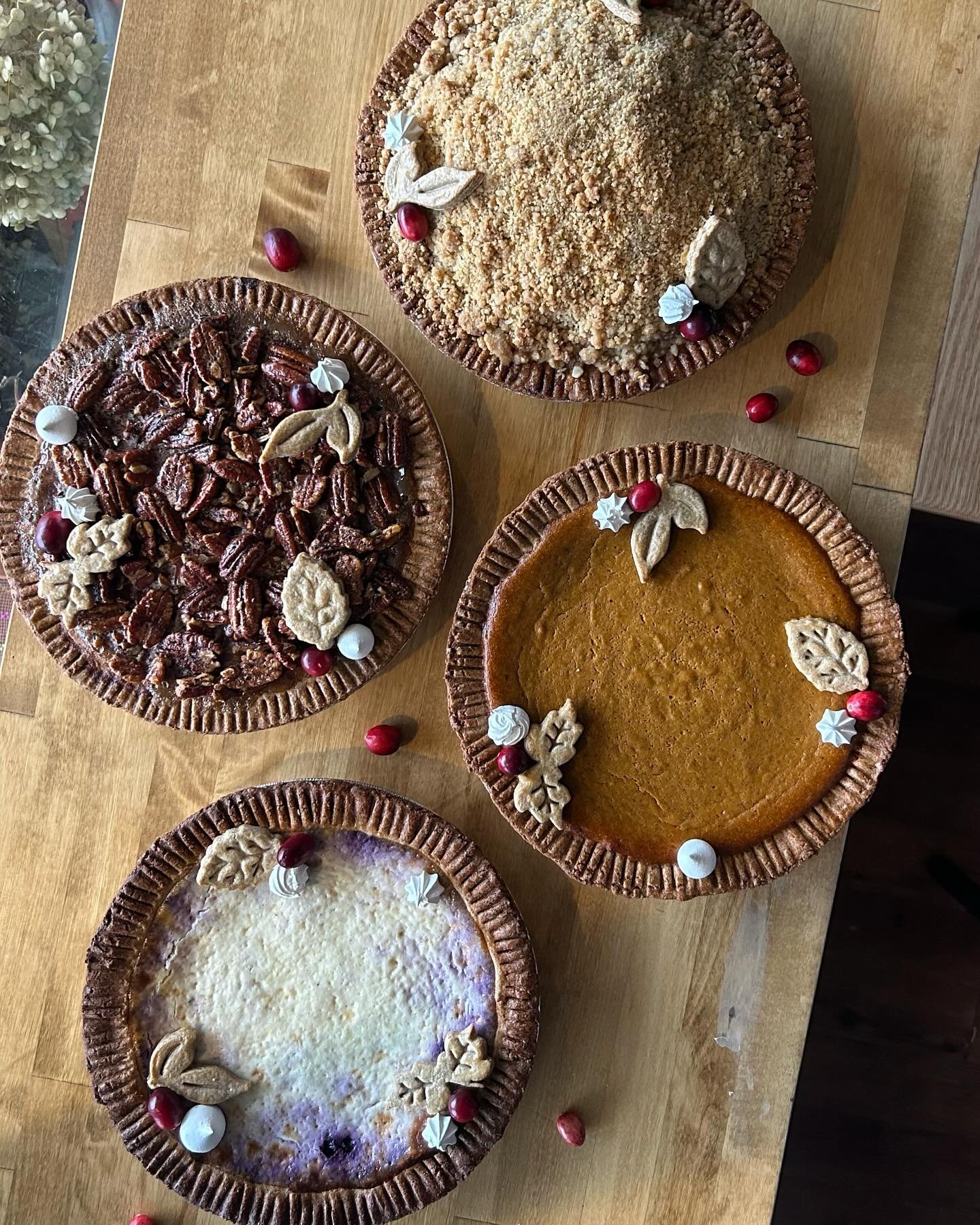 Only a few more days until Thanksgiving! Get your orders in by Sunday, November 24th! We have so many tasty options to choose from whether it&rsquo;s something sweet or something savory! 

Also note our extended hours on Wednesday, November 27th. We 