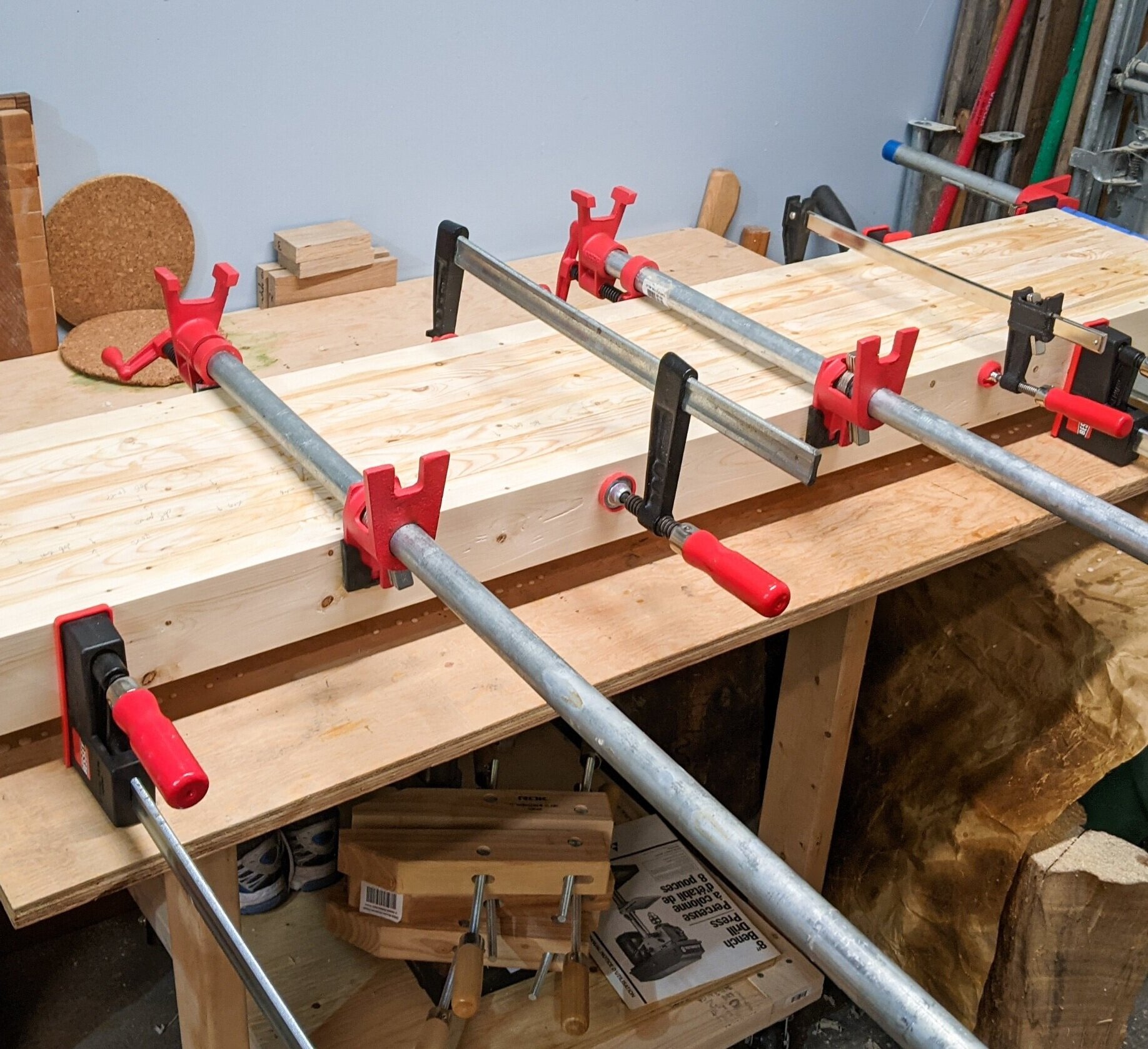 Woodworking Workbench - Benchtop Glue-up