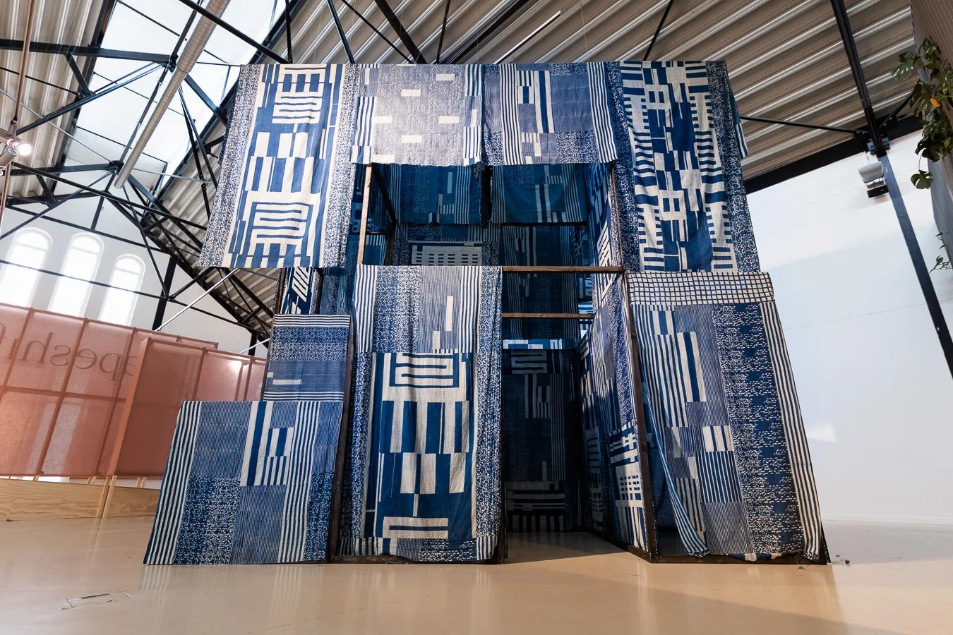 Framer Framed Shapeshifters 46 low res – foto Maarten Nauw.jpg