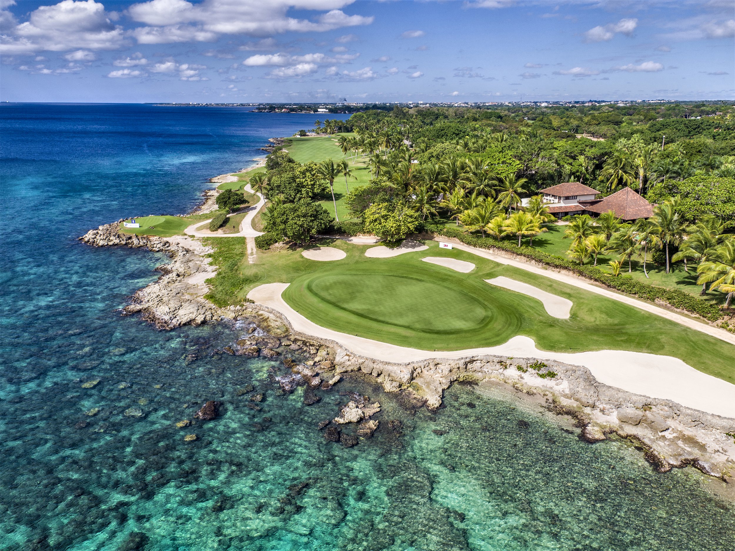 Casa de Campo-Golf_ Teeth-of-the-Dog_Holes7-8.jpg