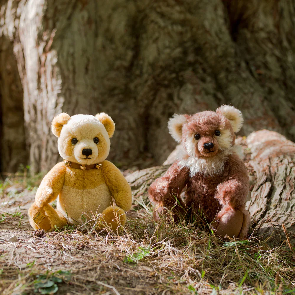 pippin-woody-teddy-bear-lifestyle_3ef4ff88-0e83-4561-b994-49f511cdec0e.webp