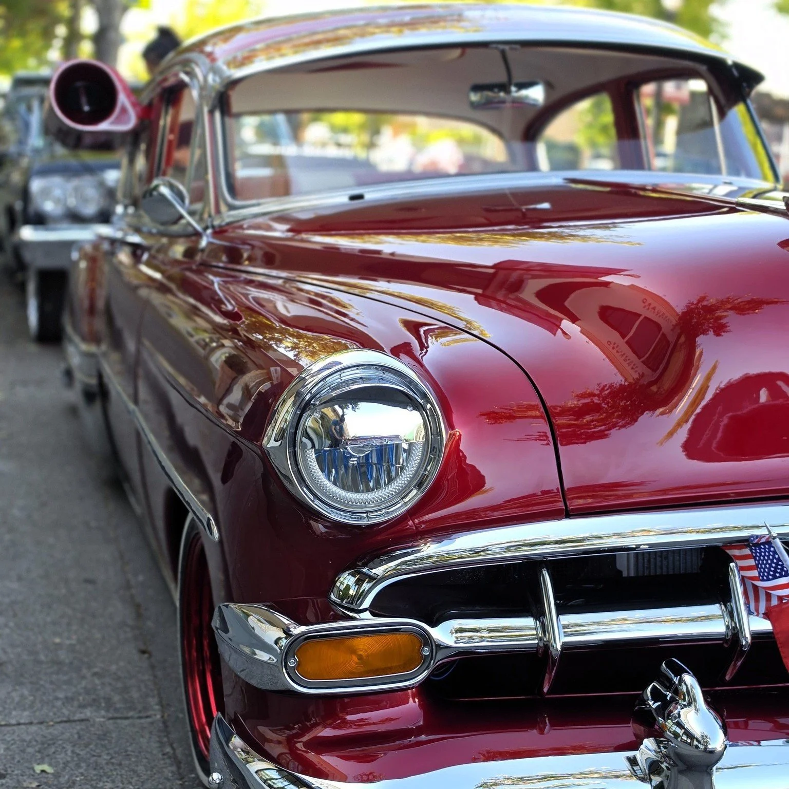 Last night, we took a trip back to the 1960s, and it was an absolute blast!

Guests came dressed in their best greaser style for an unforgettable throwback evening in Healdsburg. We kicked things off with classic burgers, fries, and root beer floats 