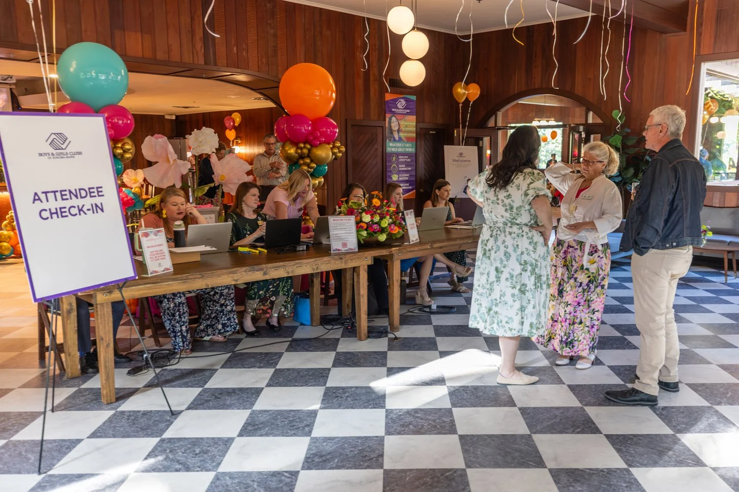 26-04 Apr - GMF - Healdsburg in Bloom_V5A7424.jpg