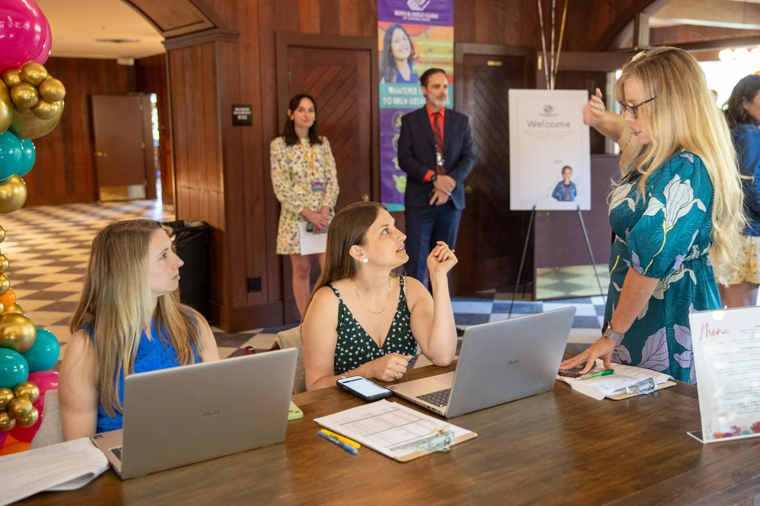 26-04 Apr - GMF - Healdsburg in Bloom_F1I8780.jpg