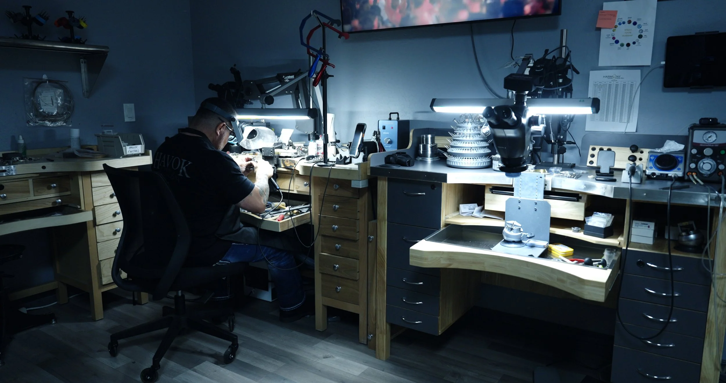 Jeweler crafting a custom engagement ring at Havok Fine Jewelry in Goodyear Arizona.