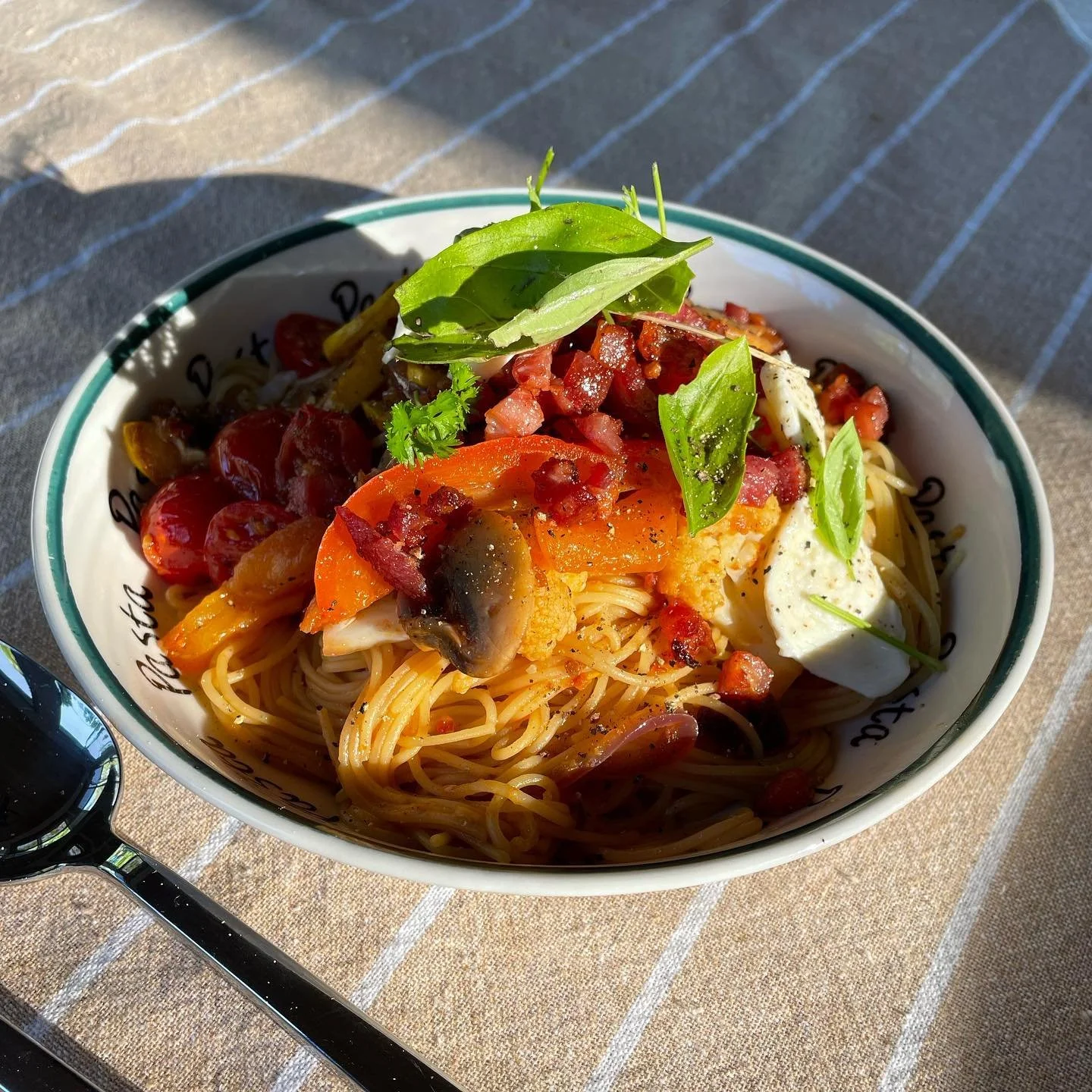 Ten days of R&amp;R and delicious food in Quebec! 🥐🧀 Practicing my French every day, but I&rsquo;m still around a toddler skill level&hellip; #help 🤪🆘 open to tips from anyone who&rsquo;s learning a new language!