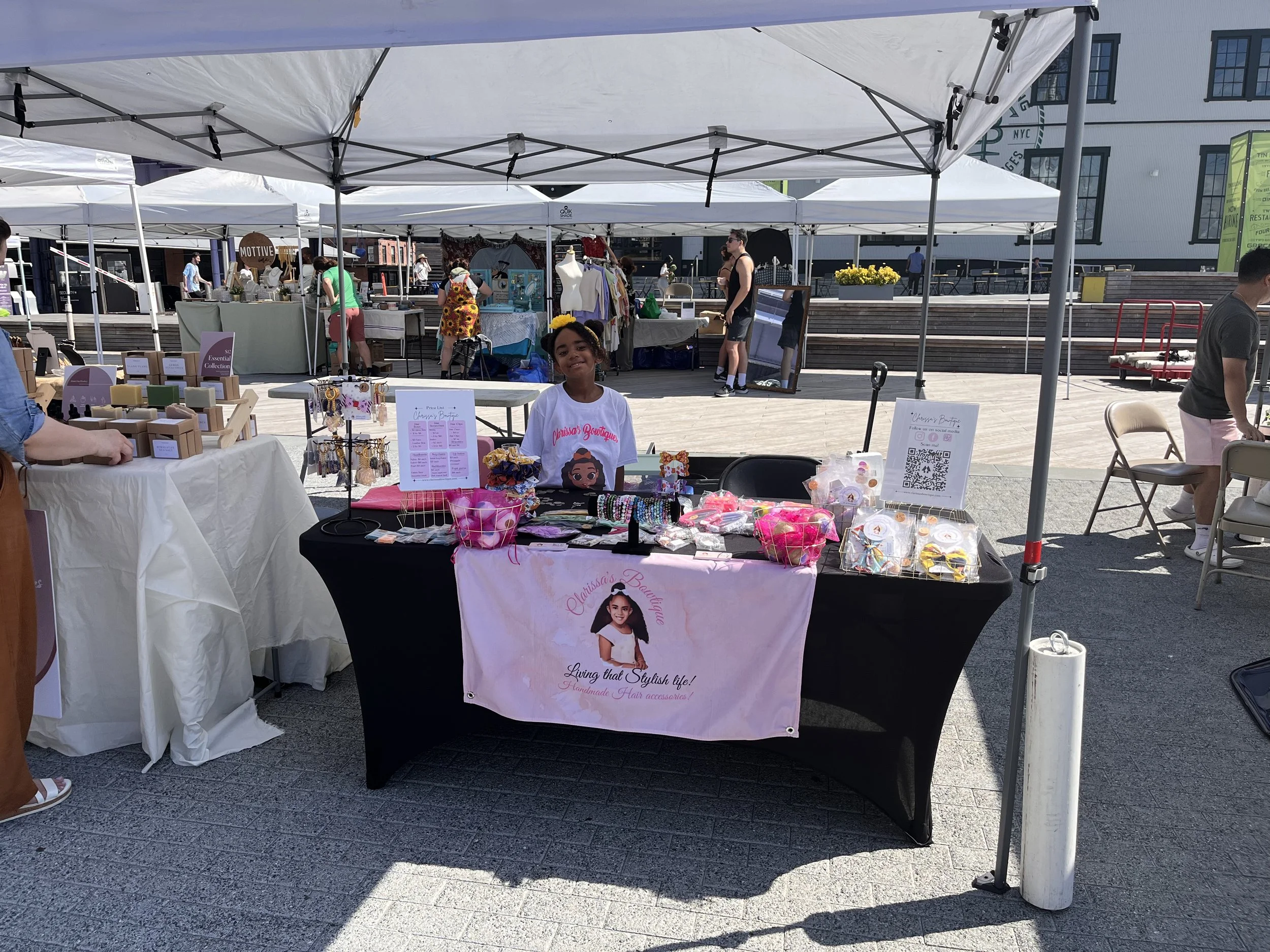 Clarissa’s Bowtique