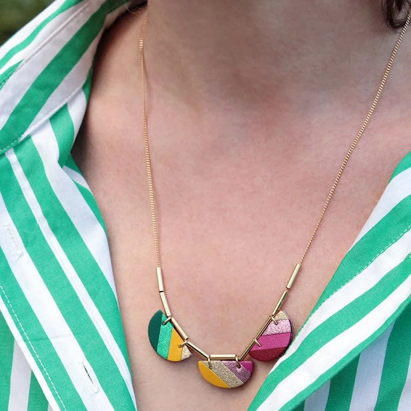 LOLLYPOP-COLLIER-PAPILLOTTE-MULTICO-P01-square.jpg