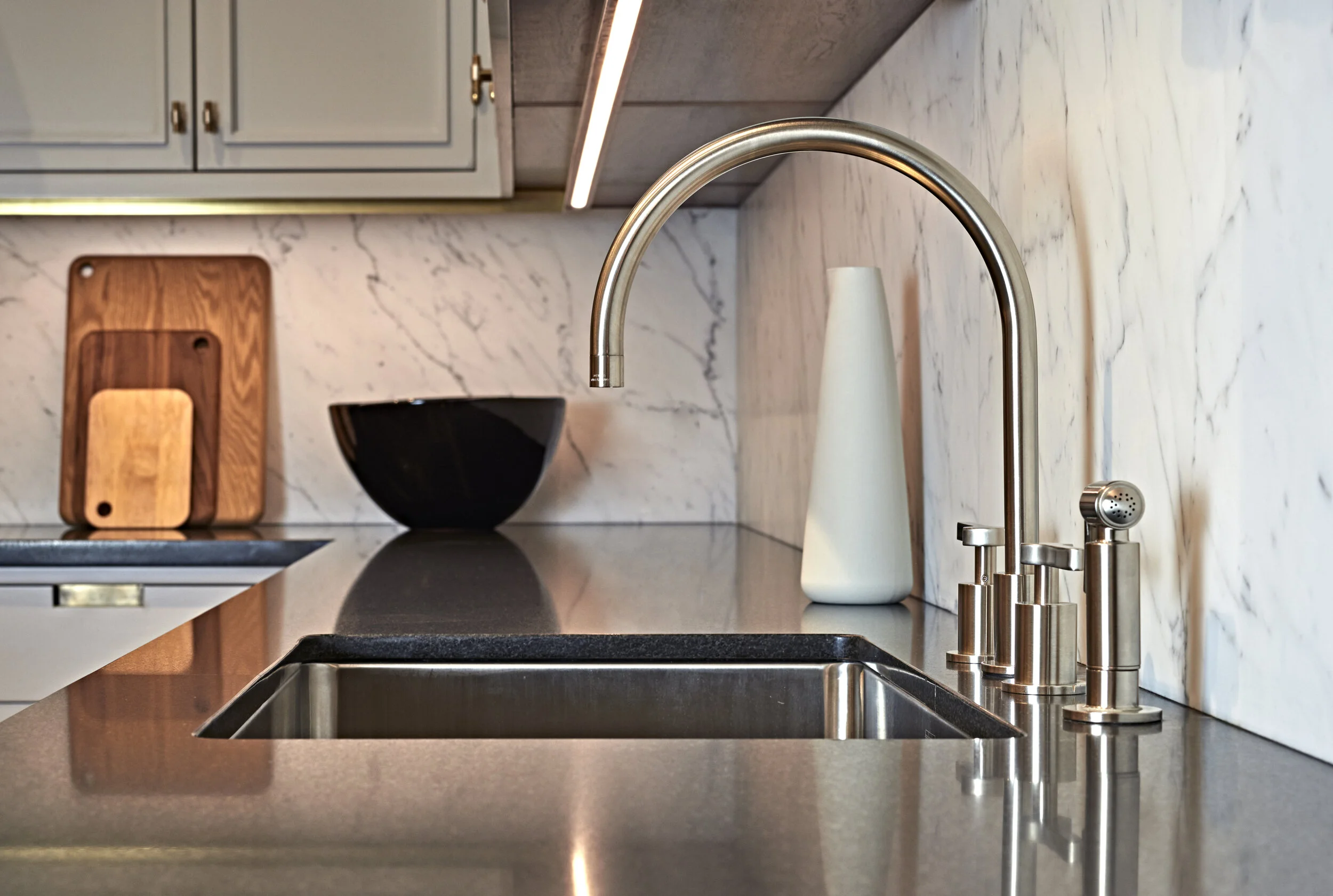 Shephard Sales Gallery  Luxury Kitchen (Residential)