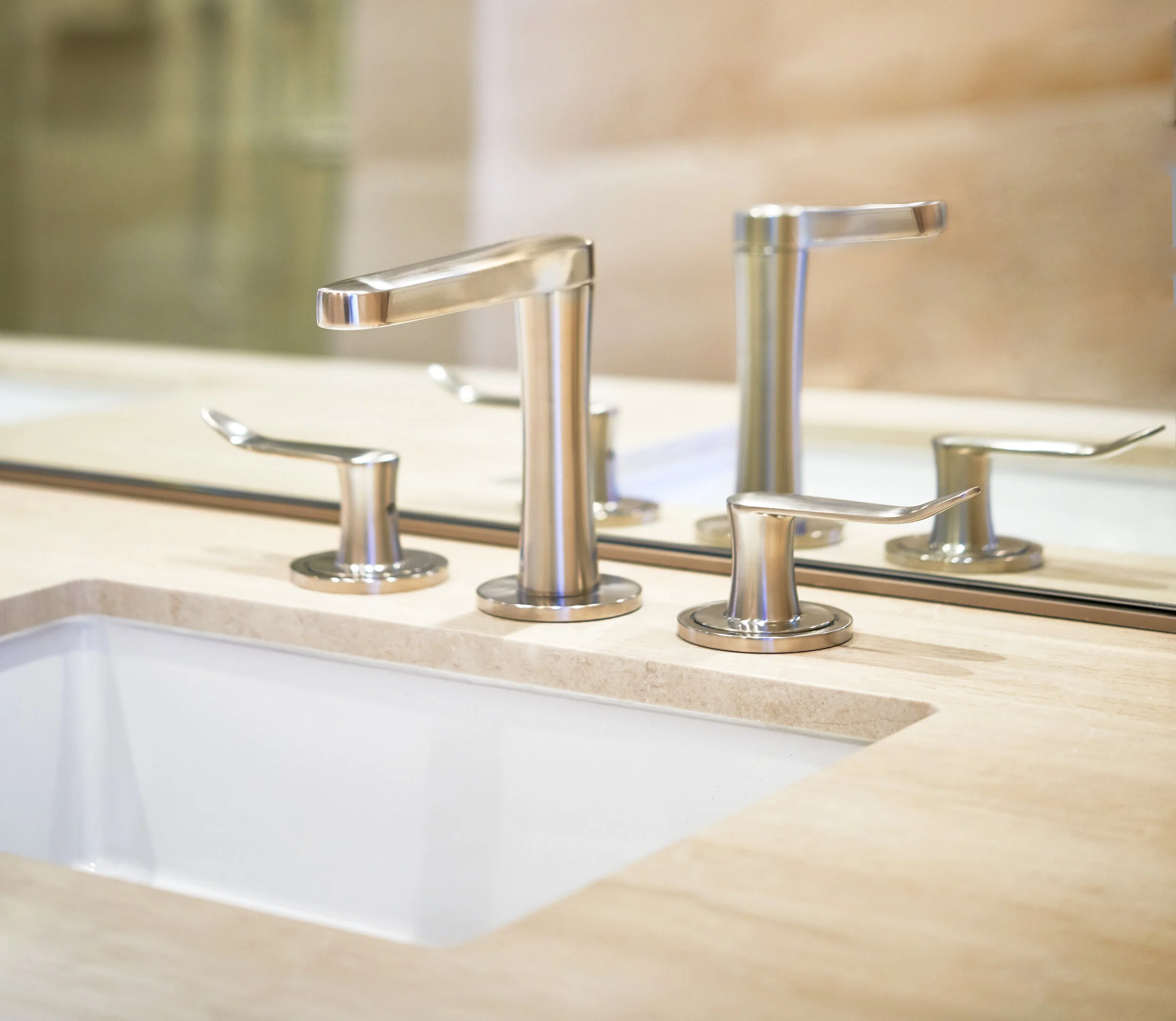 Fairmont NCP-MUR_C&G-Emile_Condo Master Bath_img-DSC_7052.jpg