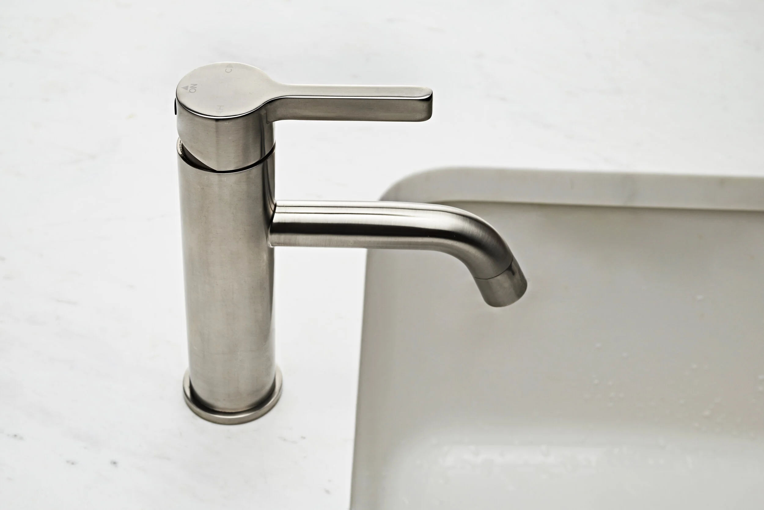 207 W79 Sales Gallery_KITCHEN_DSC_3080.jpg