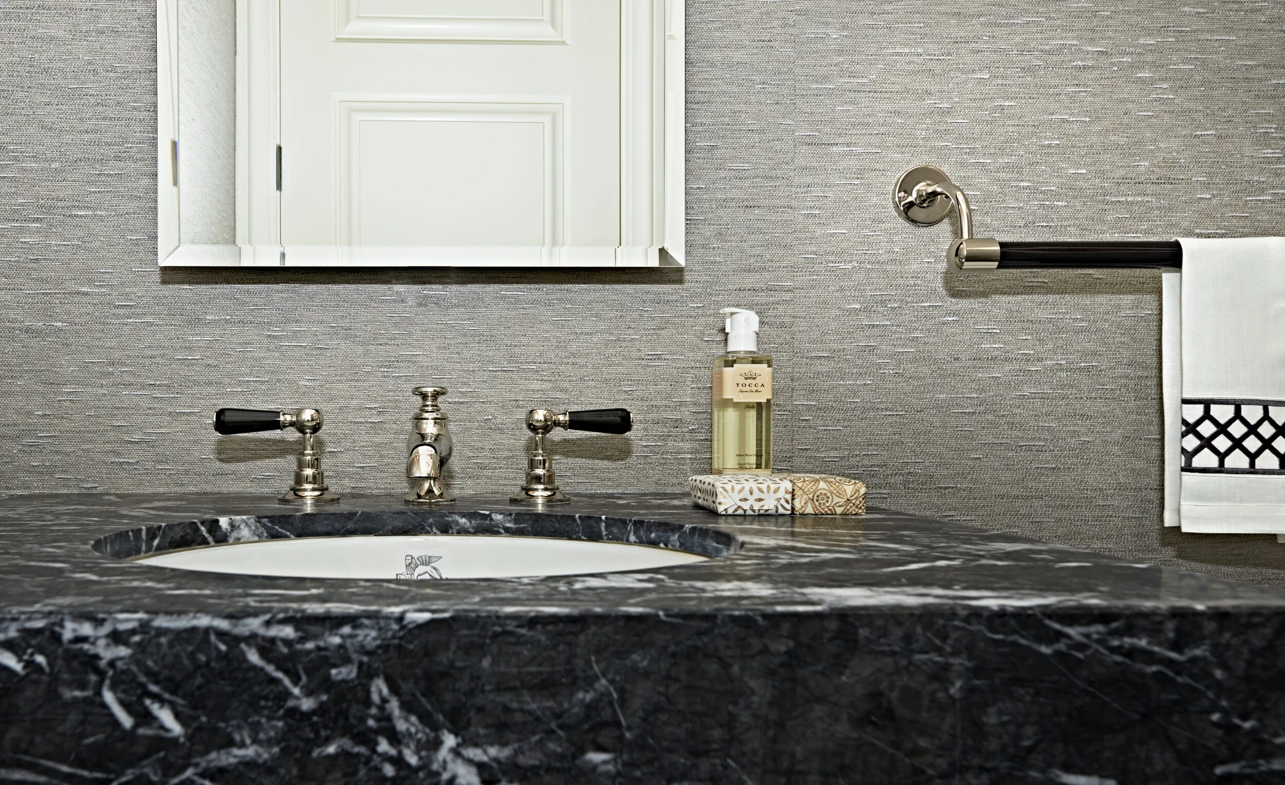 20 East End Ave at 744 Madison Avenue_DSC_4282.jpg