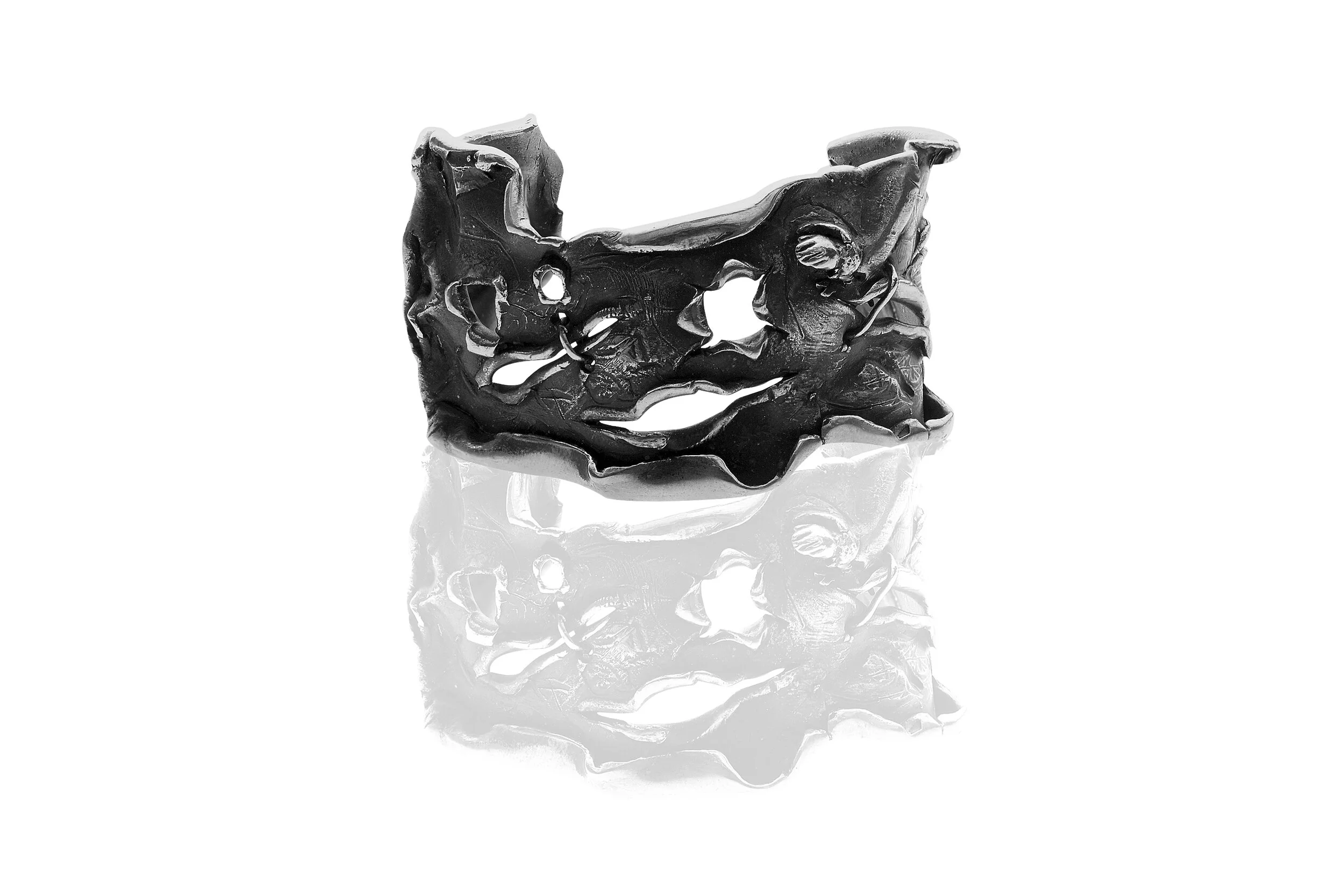 BANGLE- 01-on white.jpg