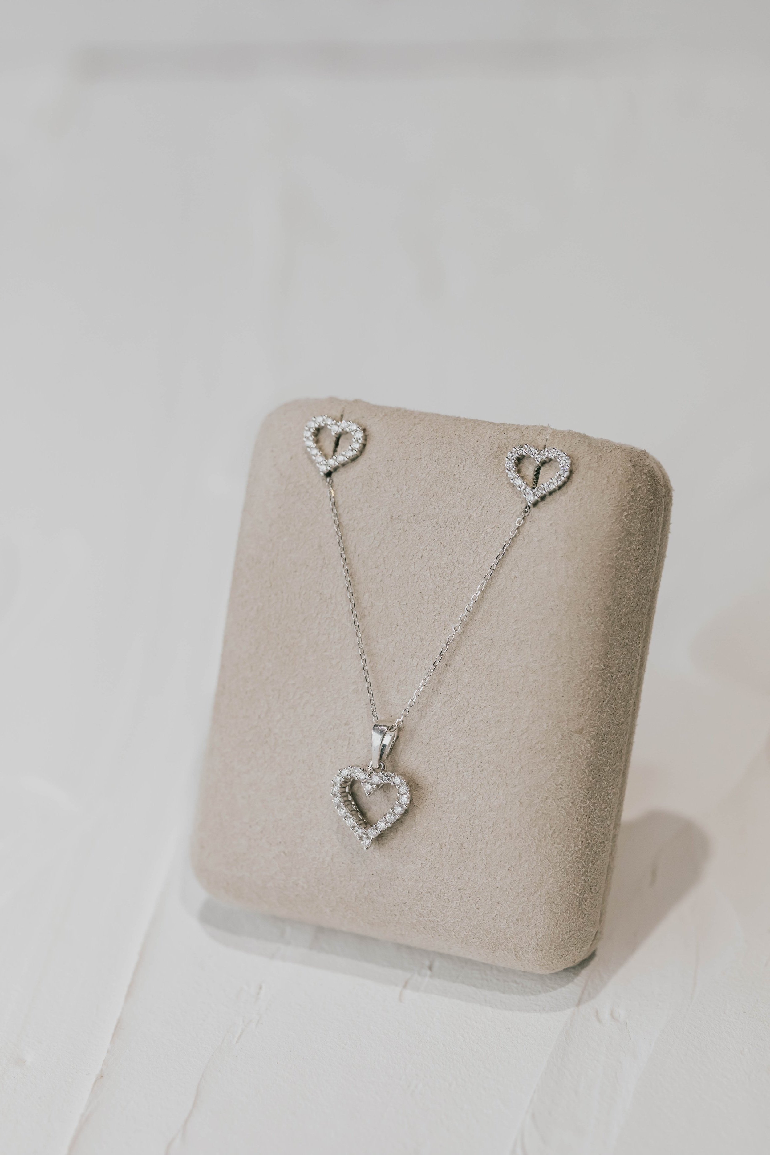 diamond+heart+ear+395+12+%241628%2C+neck+267+913+%241123-1.jpg