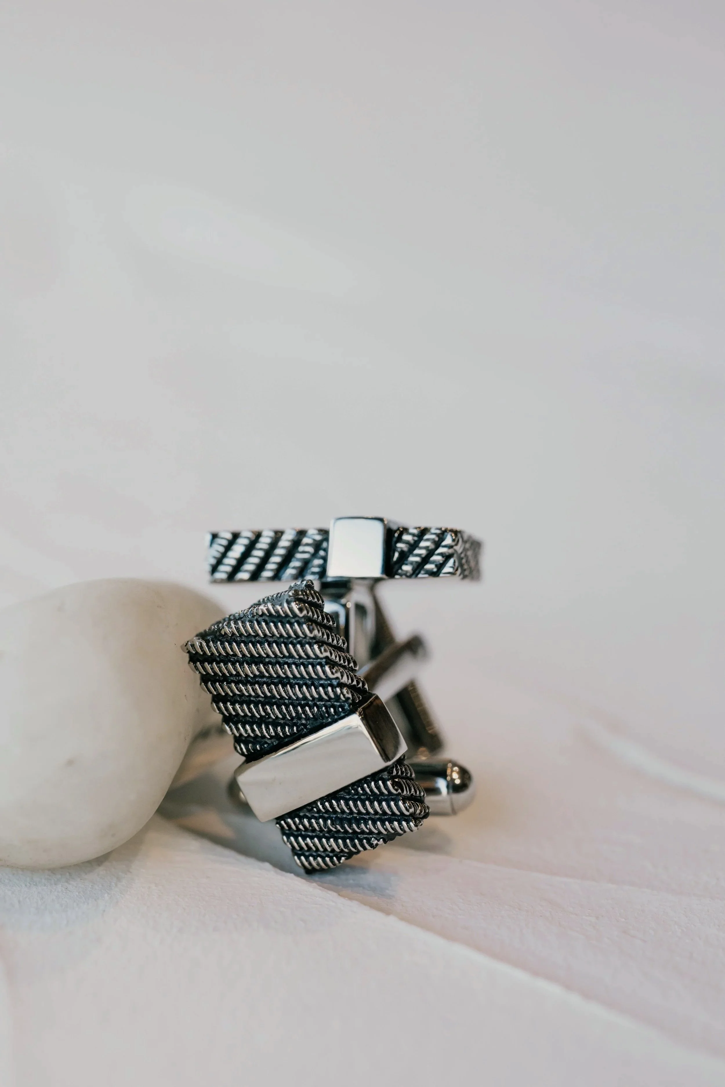 281+62305+%2460+cufflink+-4.jpg