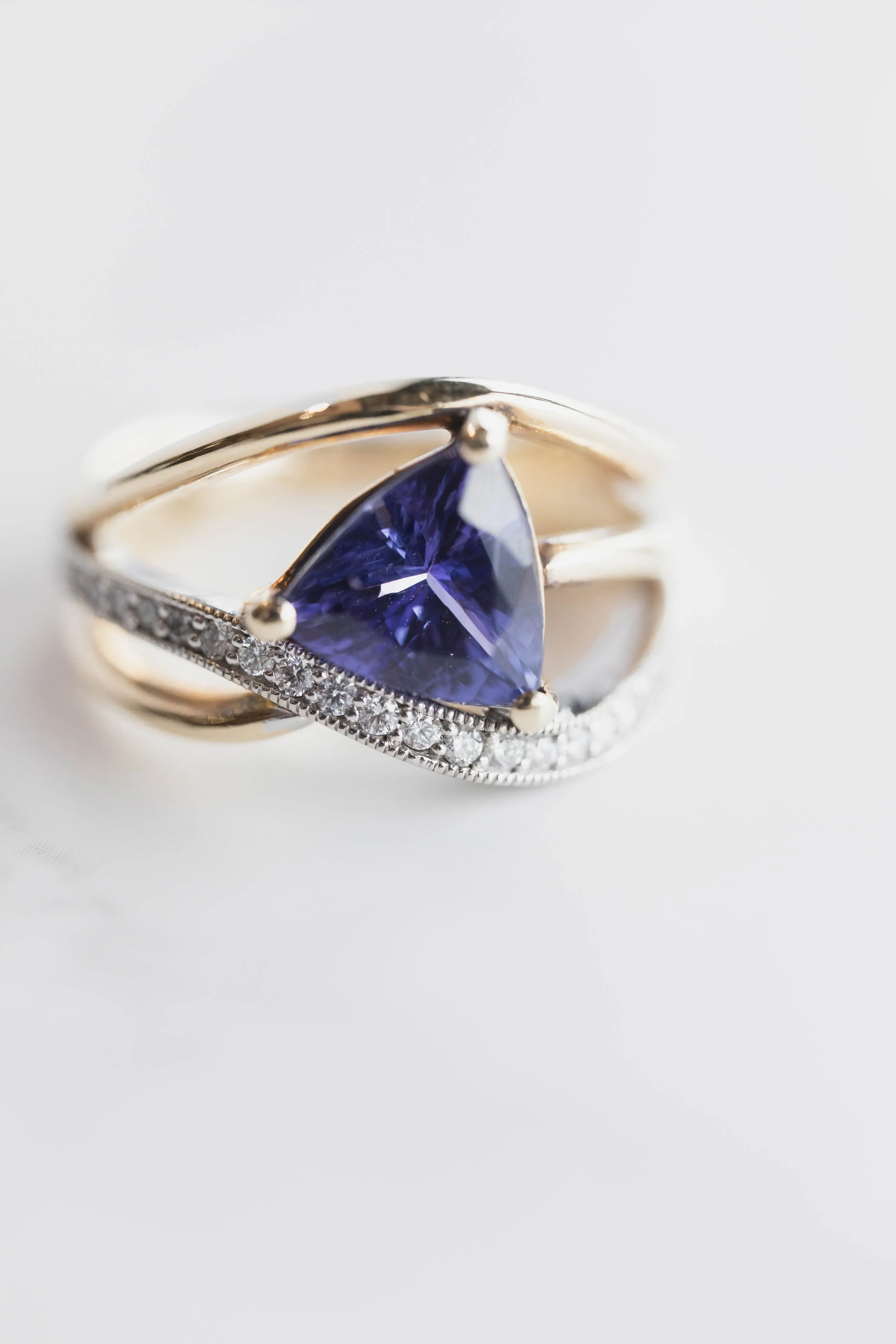 51 116 $5254-3.jpg