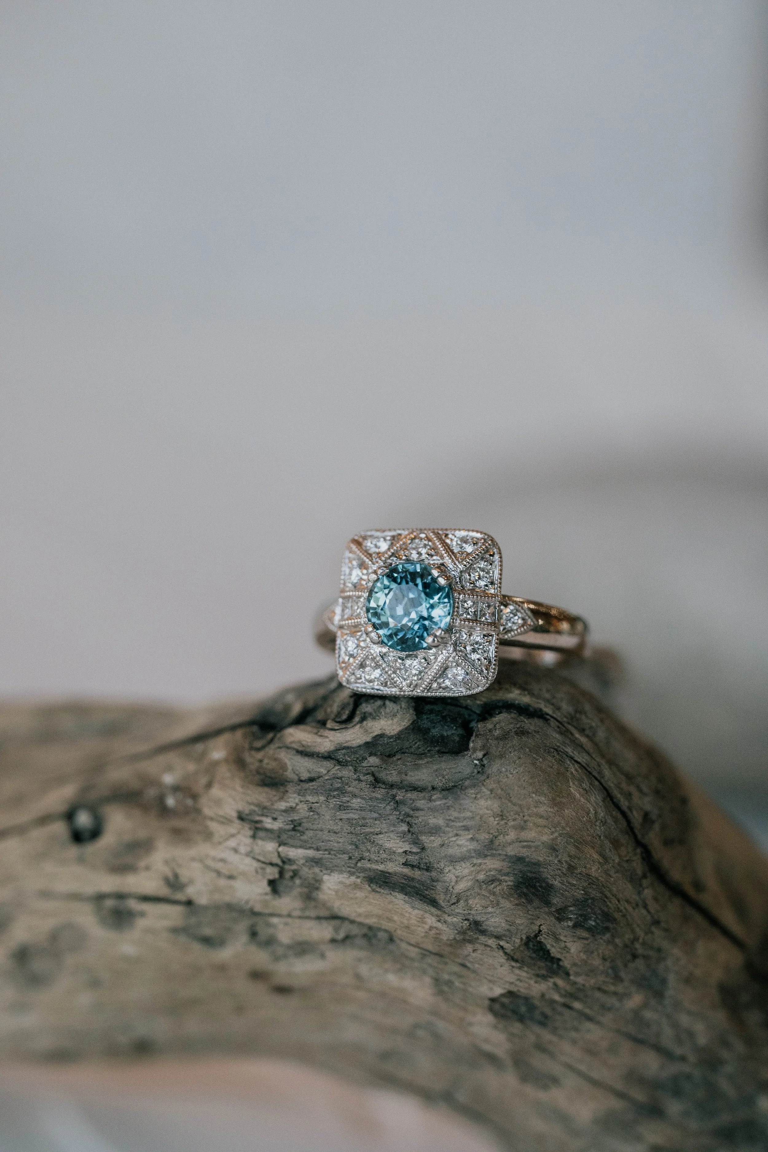 292 599 $2689 Zircon - 1.jpg