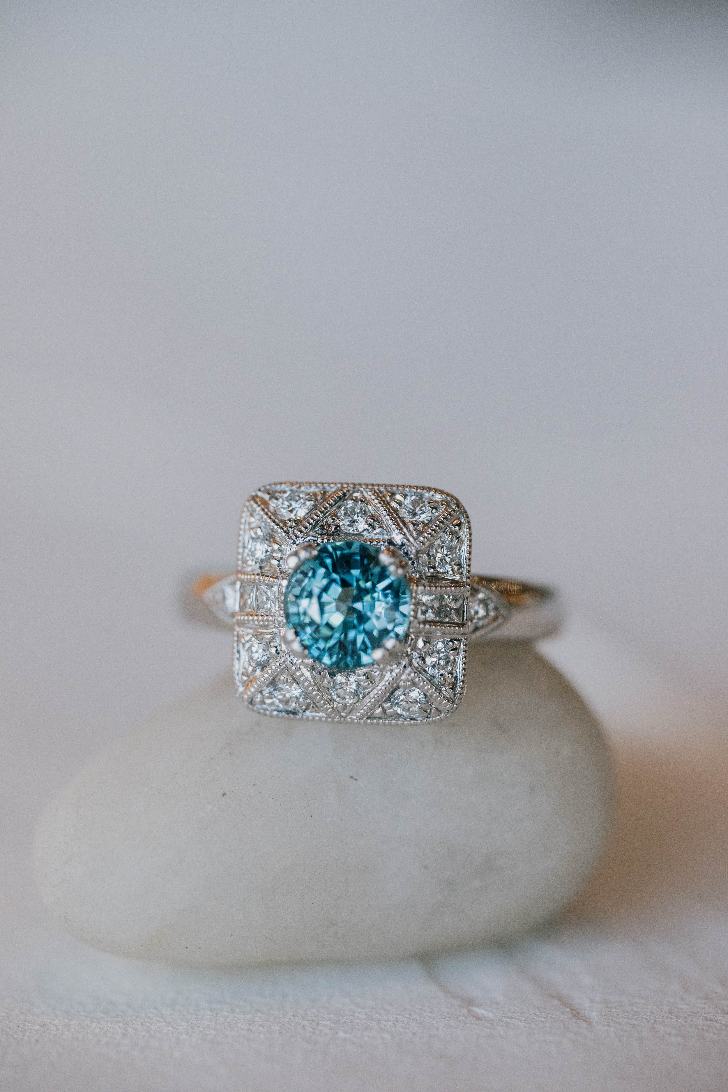 292 599 $2689 Zircon - 7.jpg