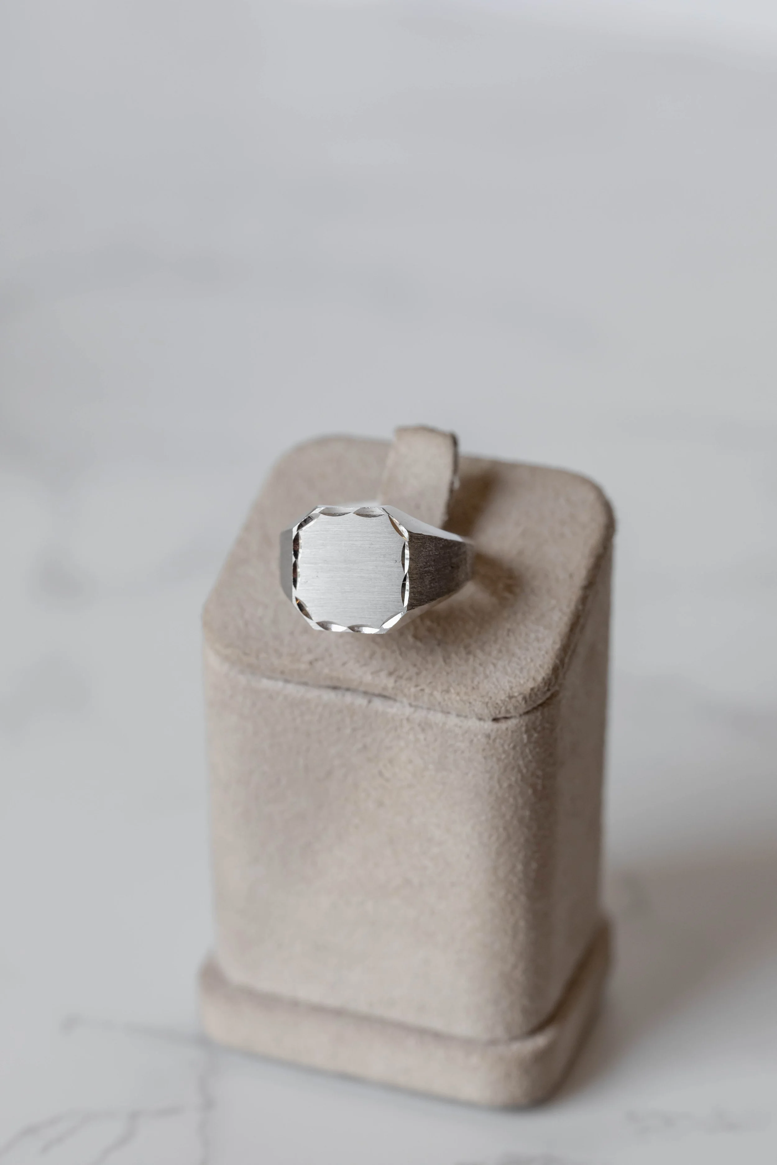 ring 60 6889 $443.jpg