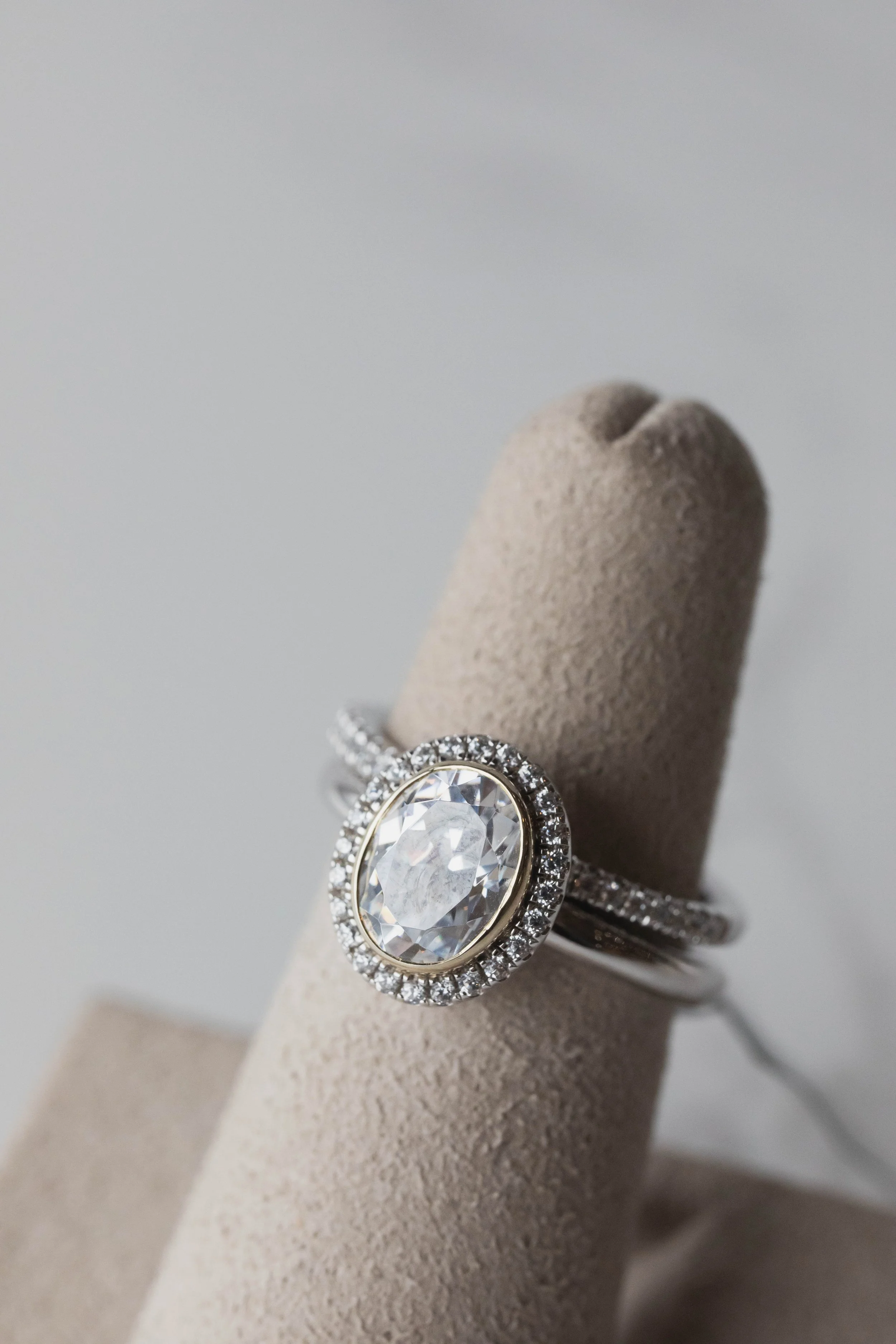 band R057 02B ring R057 02WYA. - 1.jpg