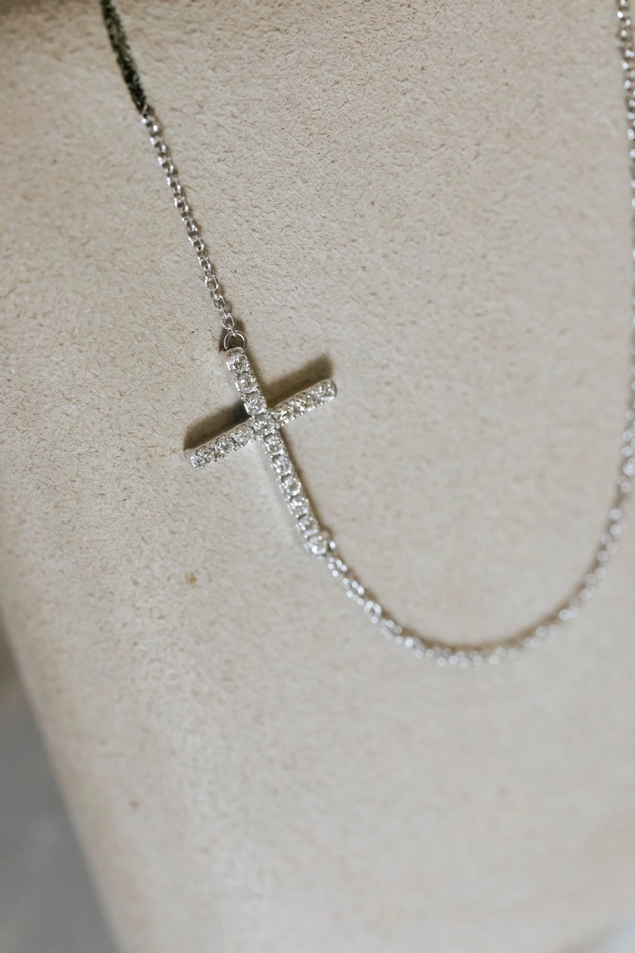 necklace cross 267 829 14k WG .18 CT $898-3.jpg