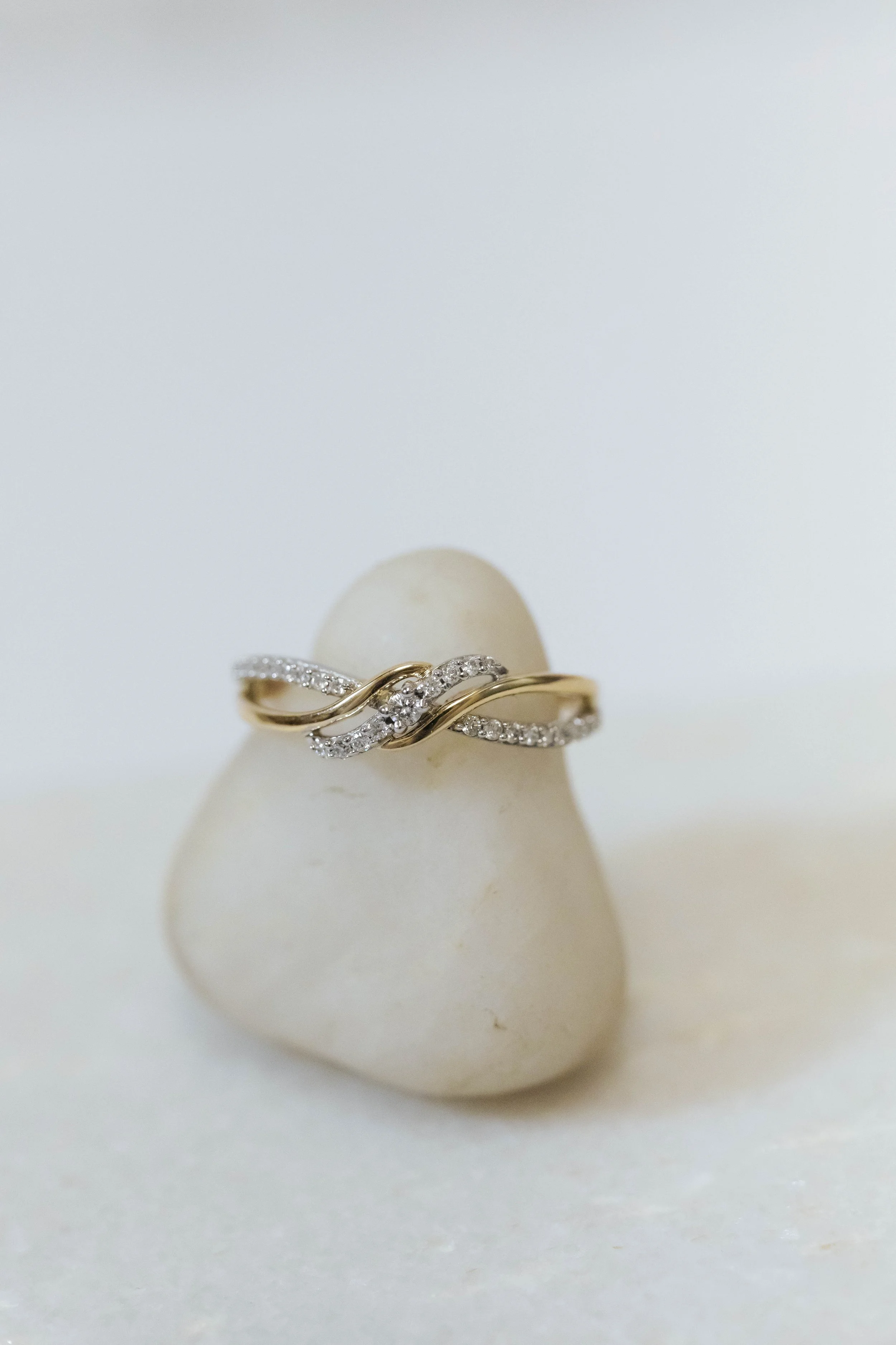 39 68519 10k yg .13 ct crossovre ring $1267-1.jpg