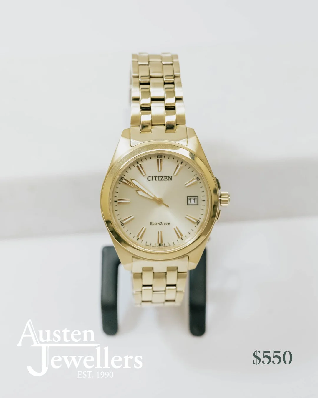 A well-chosen watch balances design, function, and longevity.⁠
⁠
Beyond style, details like case thickness, dial layout, and bracelet or strap choice affect how a watch wears day to day. Understanding these elements helps ensure your watch feels comf