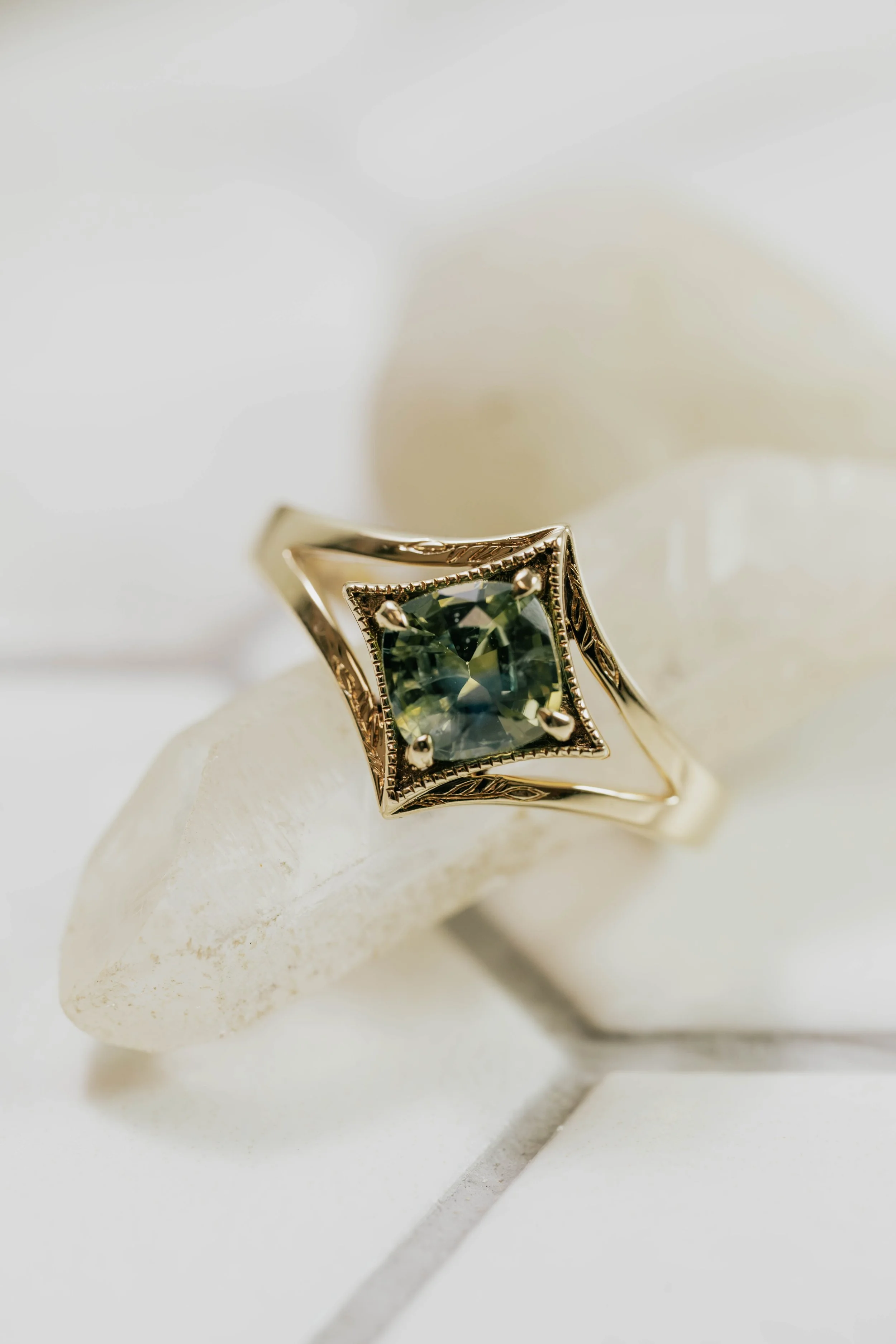 24 7506 $4707 GREEN SAPPHIRE RING LAURA DESIGN-1.jpg