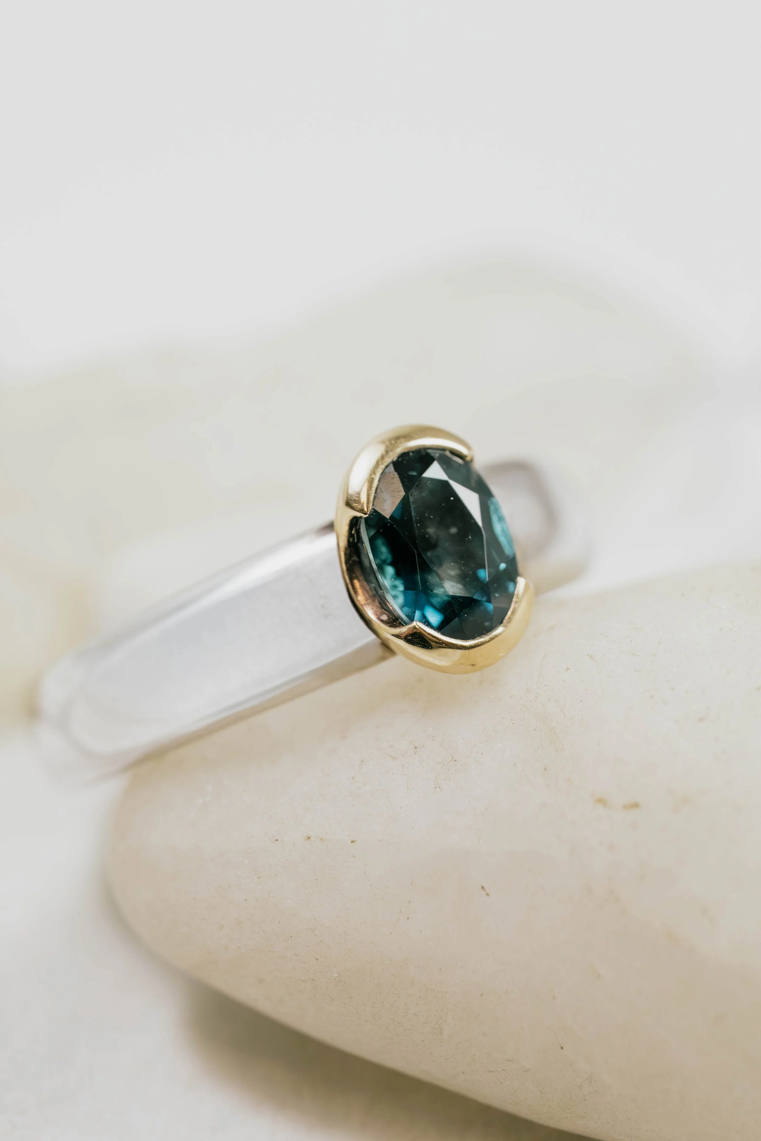 396 3 $2070 SAPPHIRE RING-2.jpg