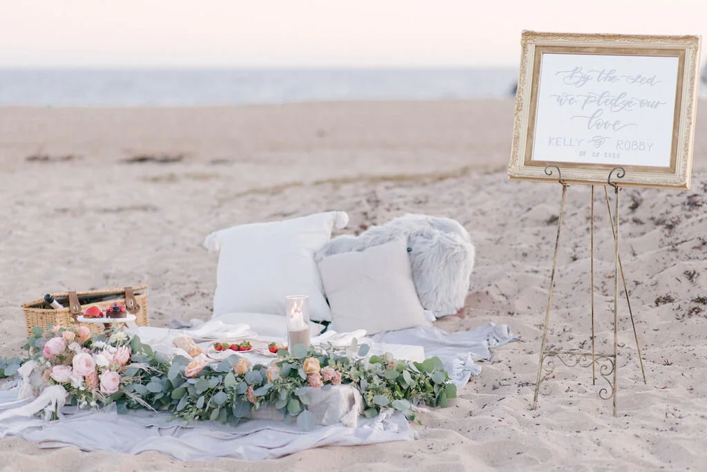 shescloudy calligraphy_beach1.jpg