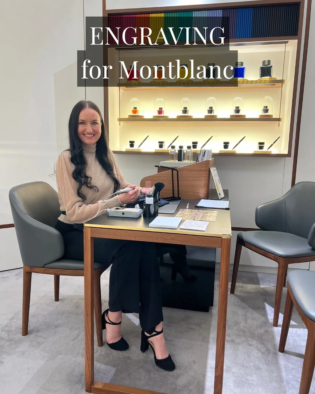 Montblanc invited me to their South Coast Plaza boutique for the holidays to engrave pen nib shaped ornaments, that also serve as a bookmark. Such a beautiful and unique idea! Guests loved it.
.
.
.
#livepersonalization #liveengraving #livecalligraph