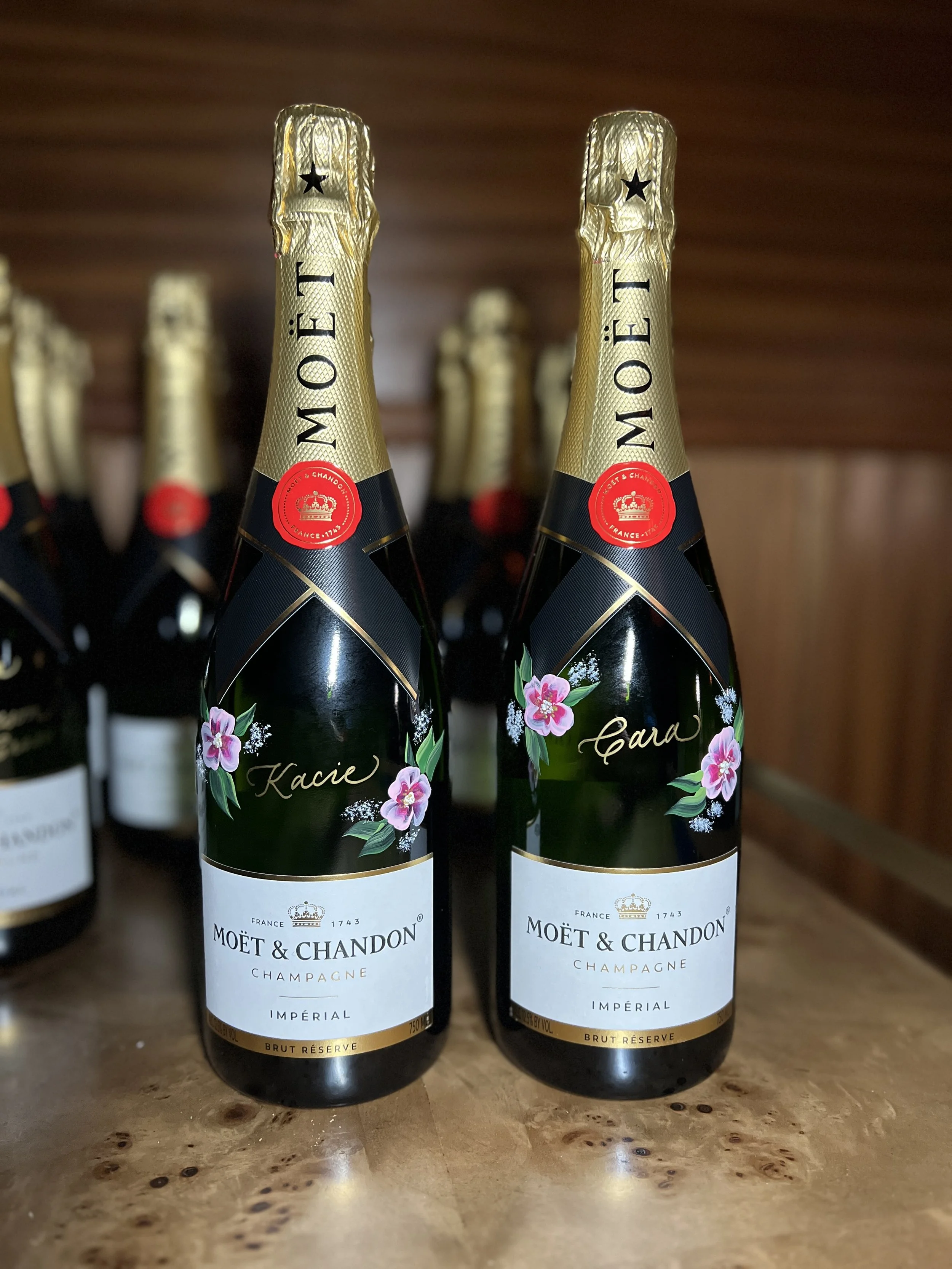 Champagne Bottle Painting for New Year’s Eve: A Luxury Brand Experience for Chase Sapphire Reserve