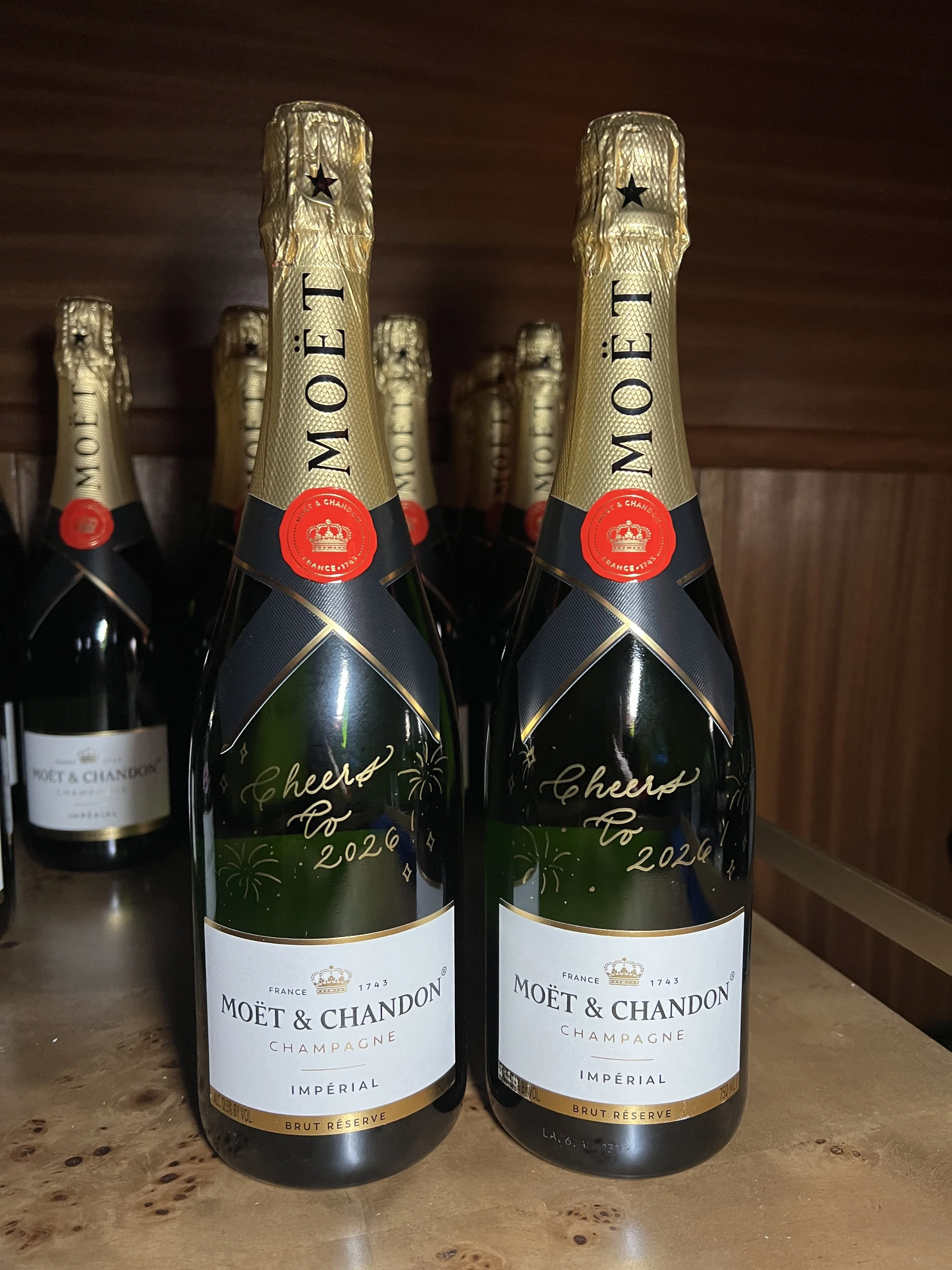 custom-painted-champagne-bottle-moet-party-favor.JPG