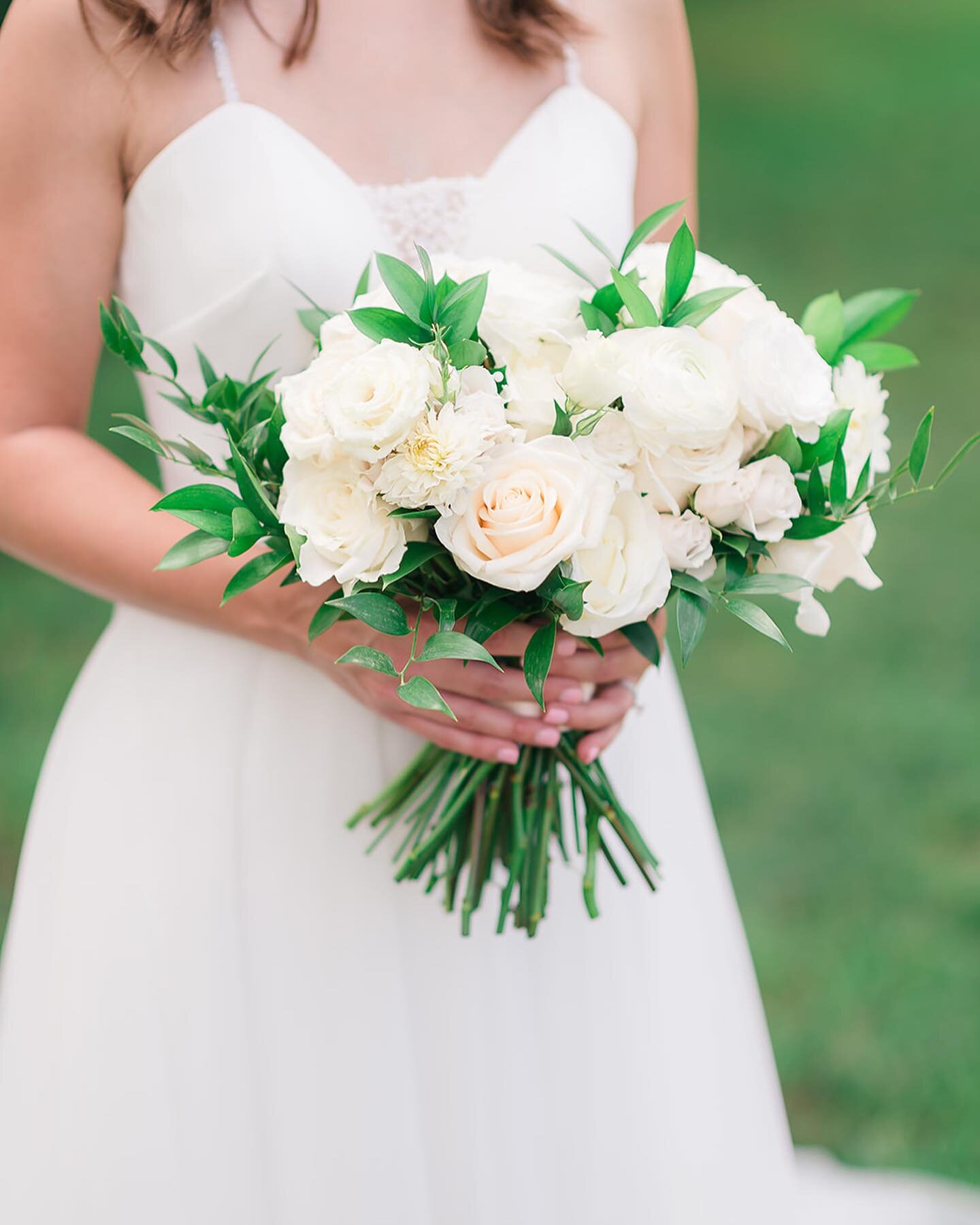I love white floral, it will never go out of style!  Are you a white and greenery fan or are you wanting all the color? In 2024 I am sending out a ton of proposals for all the colors and less greenery. Of course I am here for that too! I get asked a 