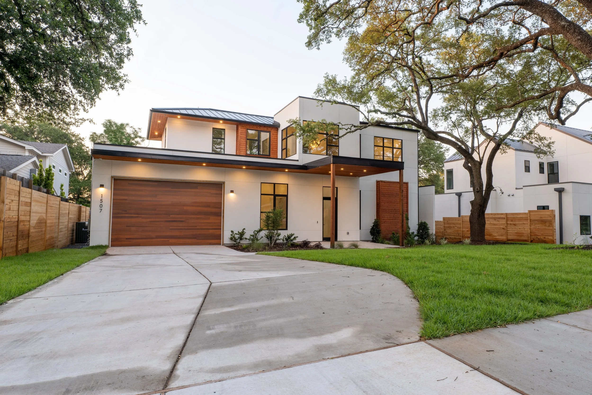 Custom Home Builder in Travis Heights