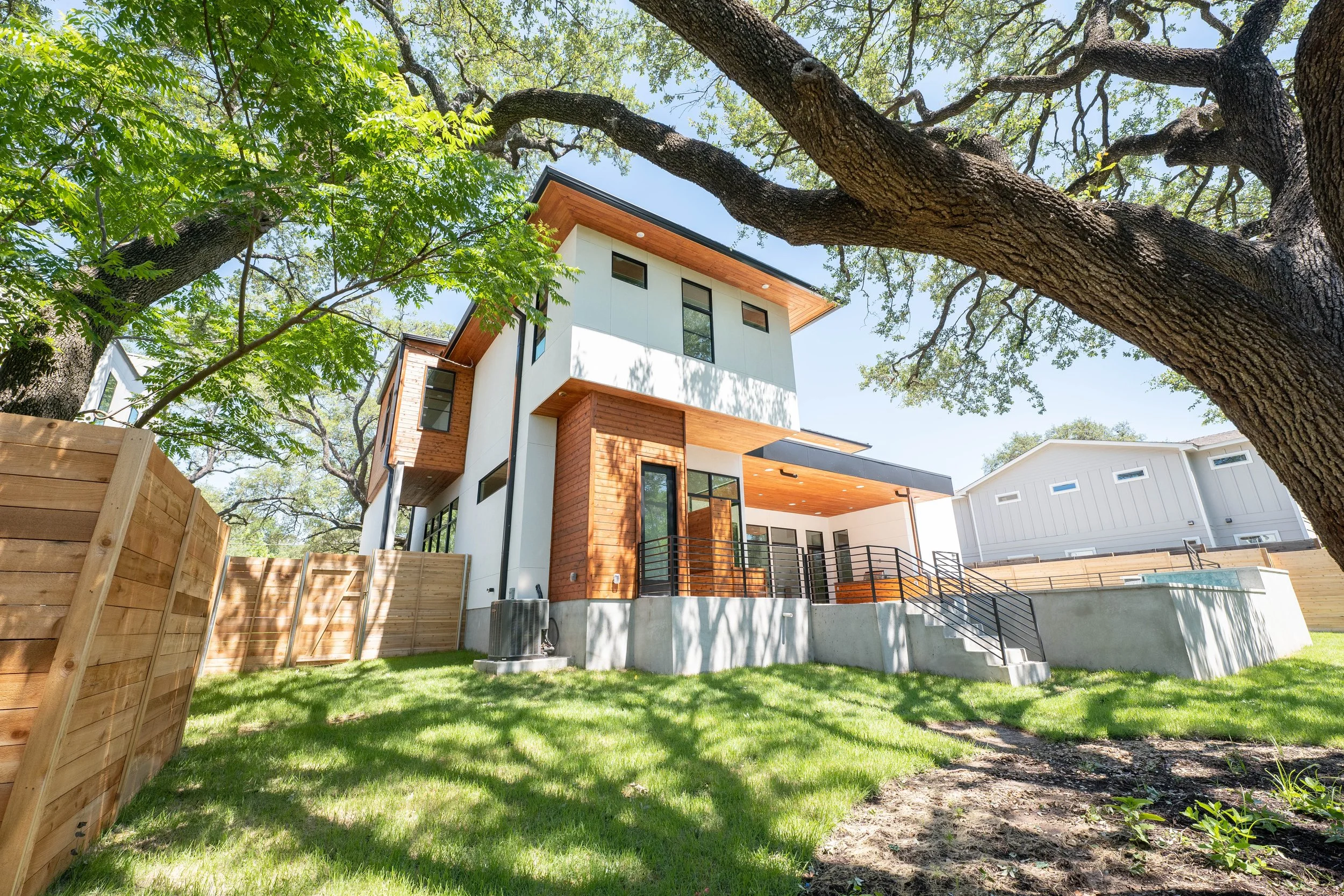 Custom Home Builder in Travis Heights