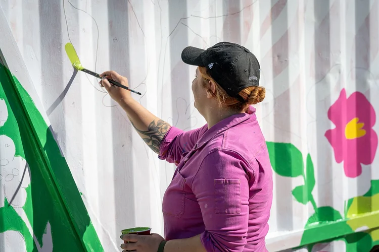 How to Paint a Shipping Container Mural — KATYA ORLOVIE