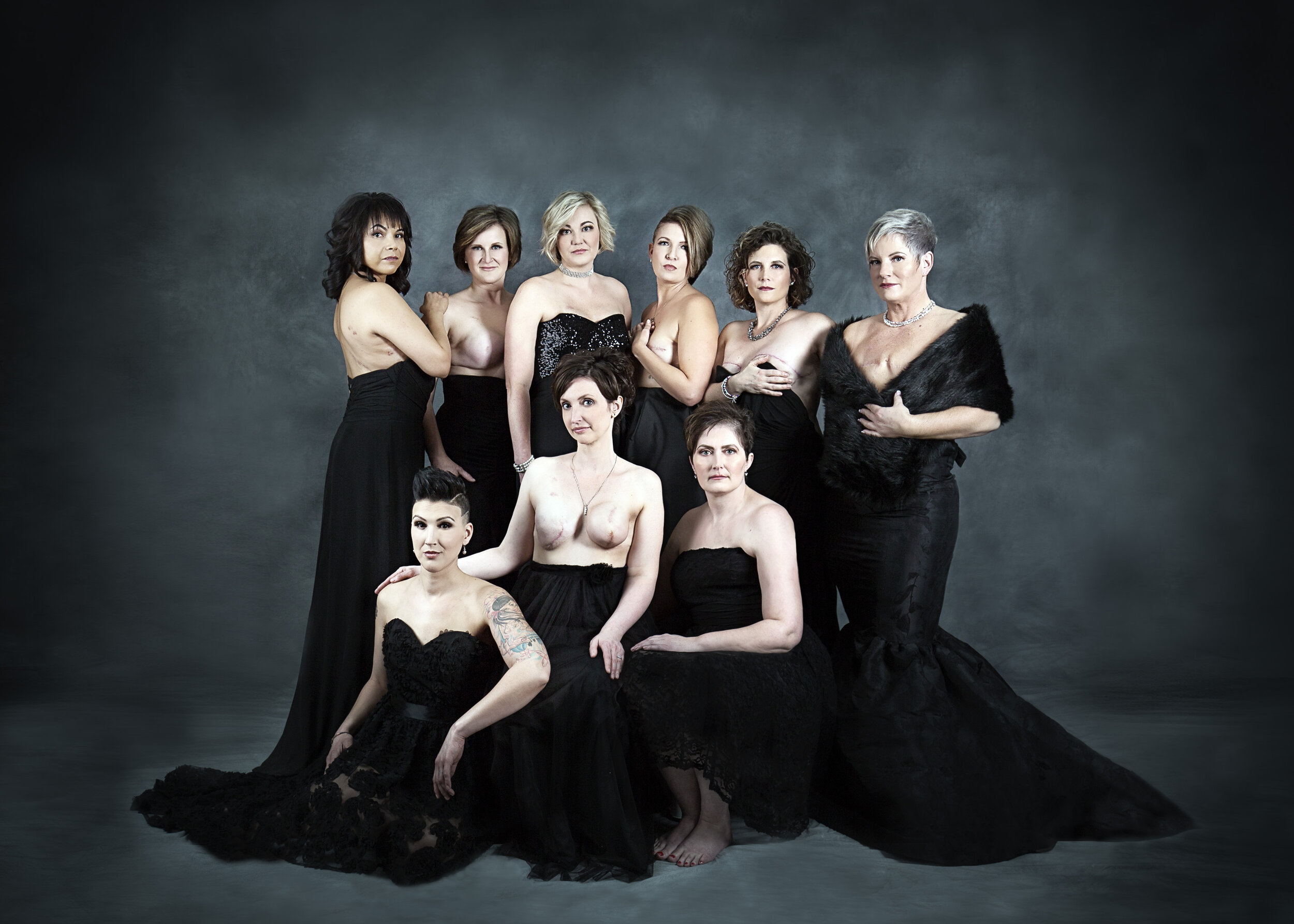 BreastCancerGroupPhoto-2725.jpg
