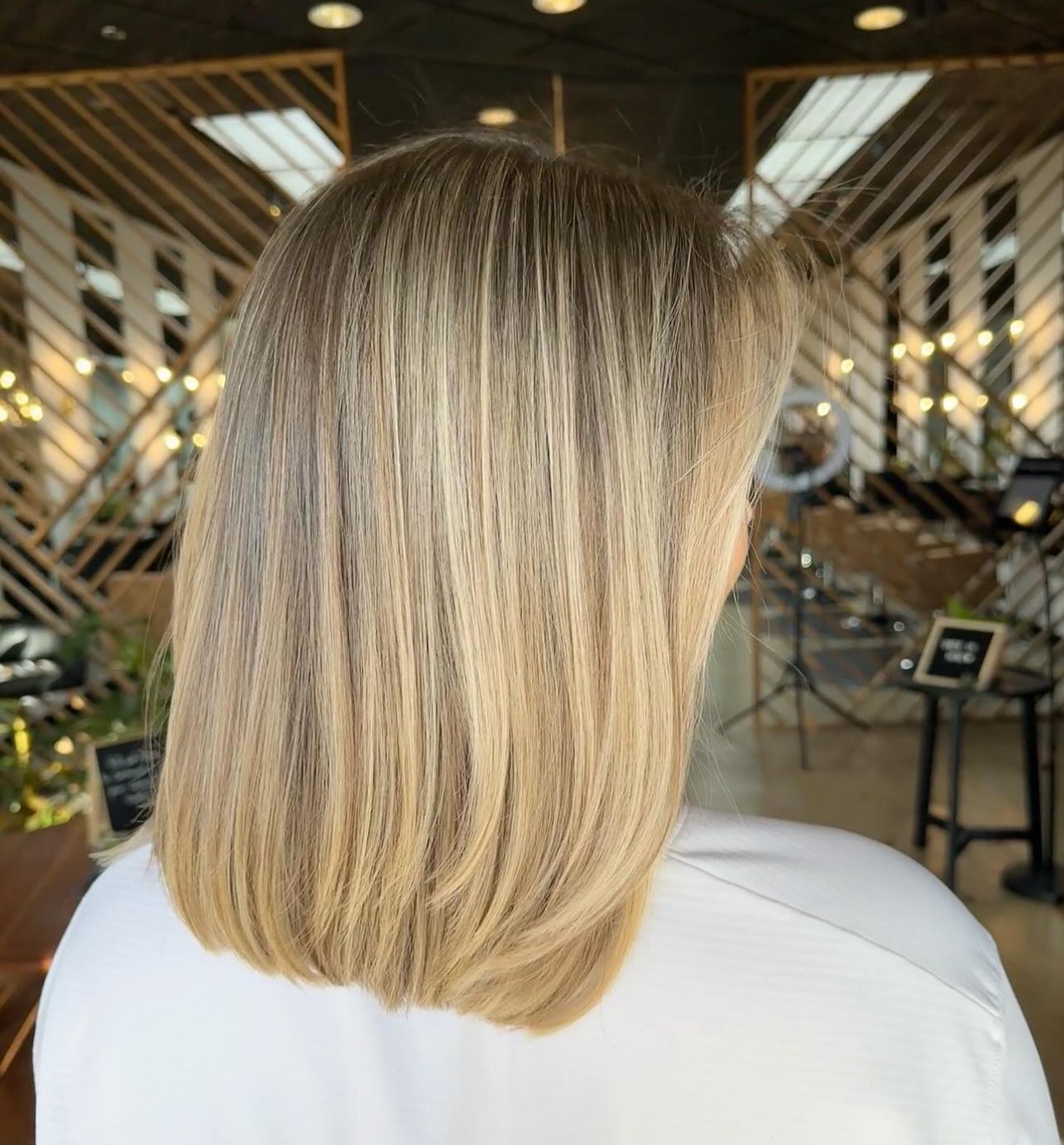 We obviously have a thing for blondes 😉

Ready to get your look spring ready? Well then it's time to get on Kelsi's books.

You can snag a spot on her schedule with the online booking link in our bio ⚡

#raleighblondes #raleighhair #raleighcolorspec