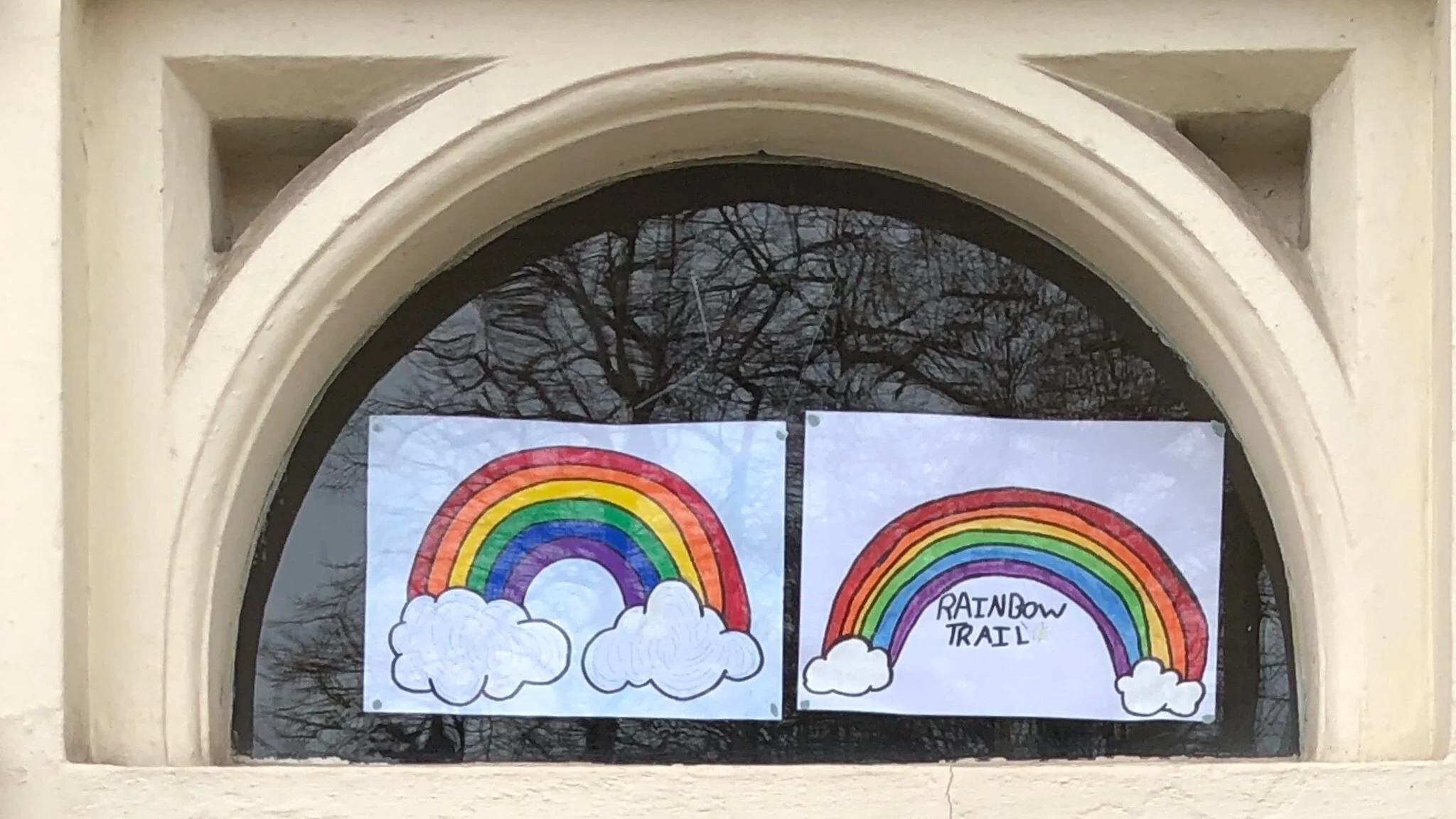 Credit Sky News / Artists Amelie, 17, and Isobel, 11 from Leicester