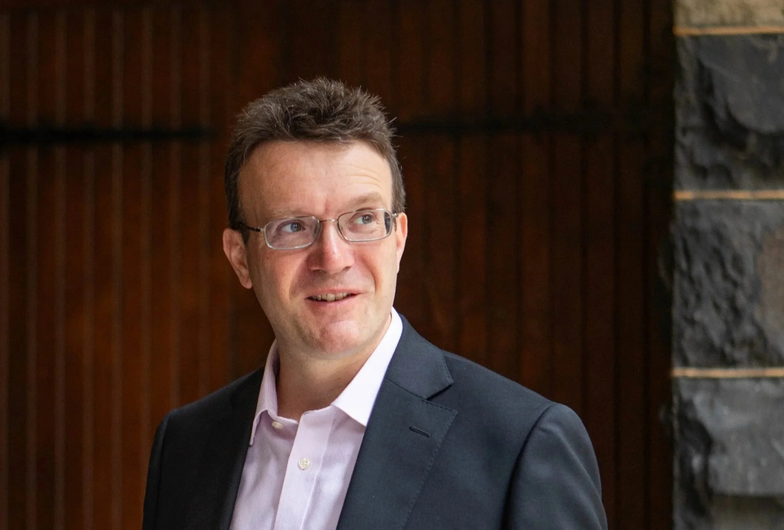 Julian Perkins to Conduct Purcell in Madrid