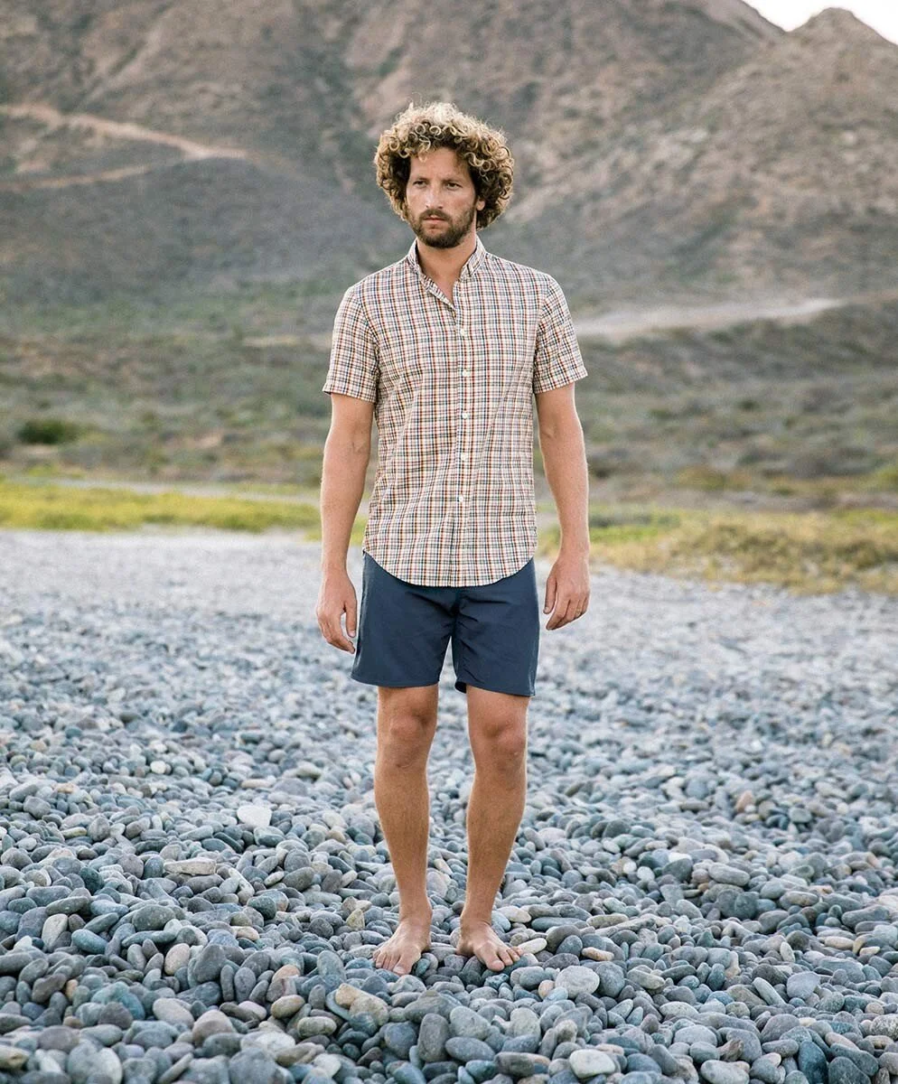 1310039_outerknown_cobraplaidssdecadeshirt_grd_m2.jpg