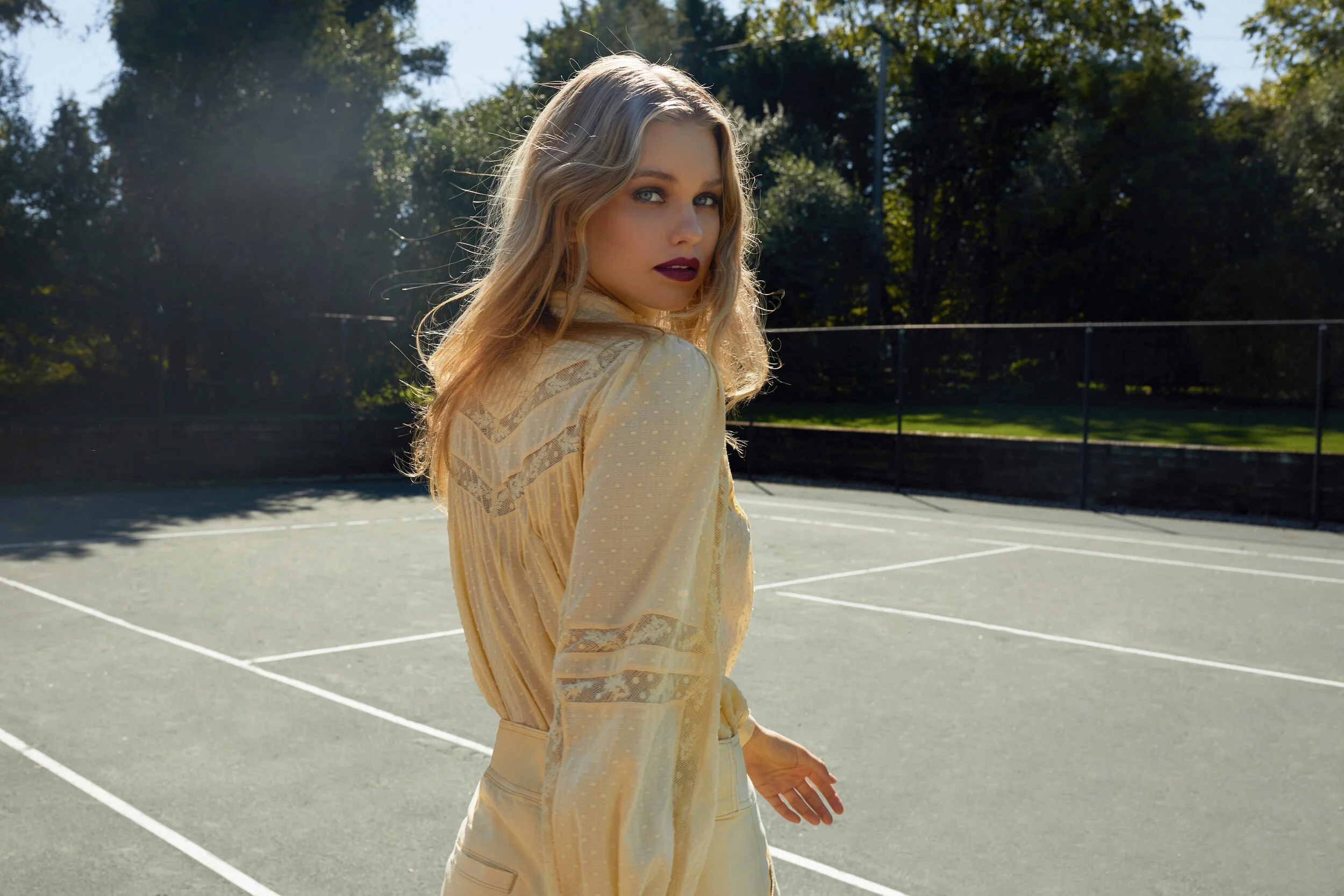 Joie_Resort19_Lookbook_Lotta0807.jpg